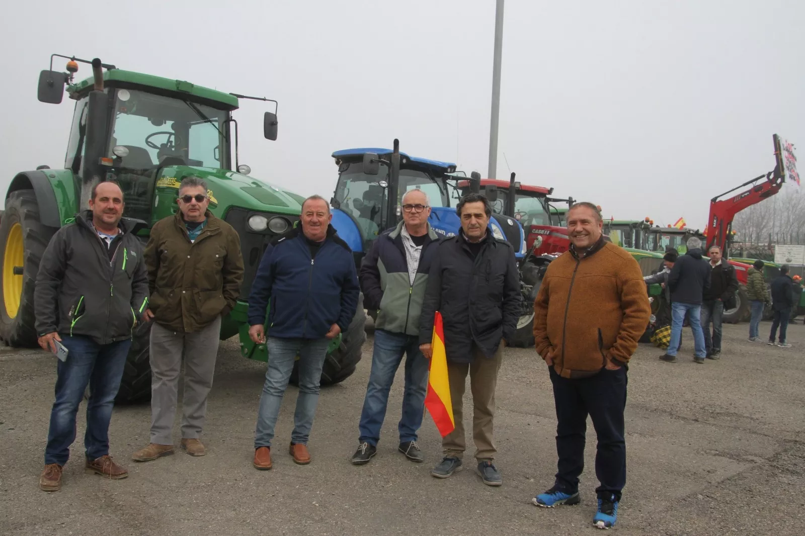 Impresionante tractorada en Huesca. Foto Carlos Neofato
