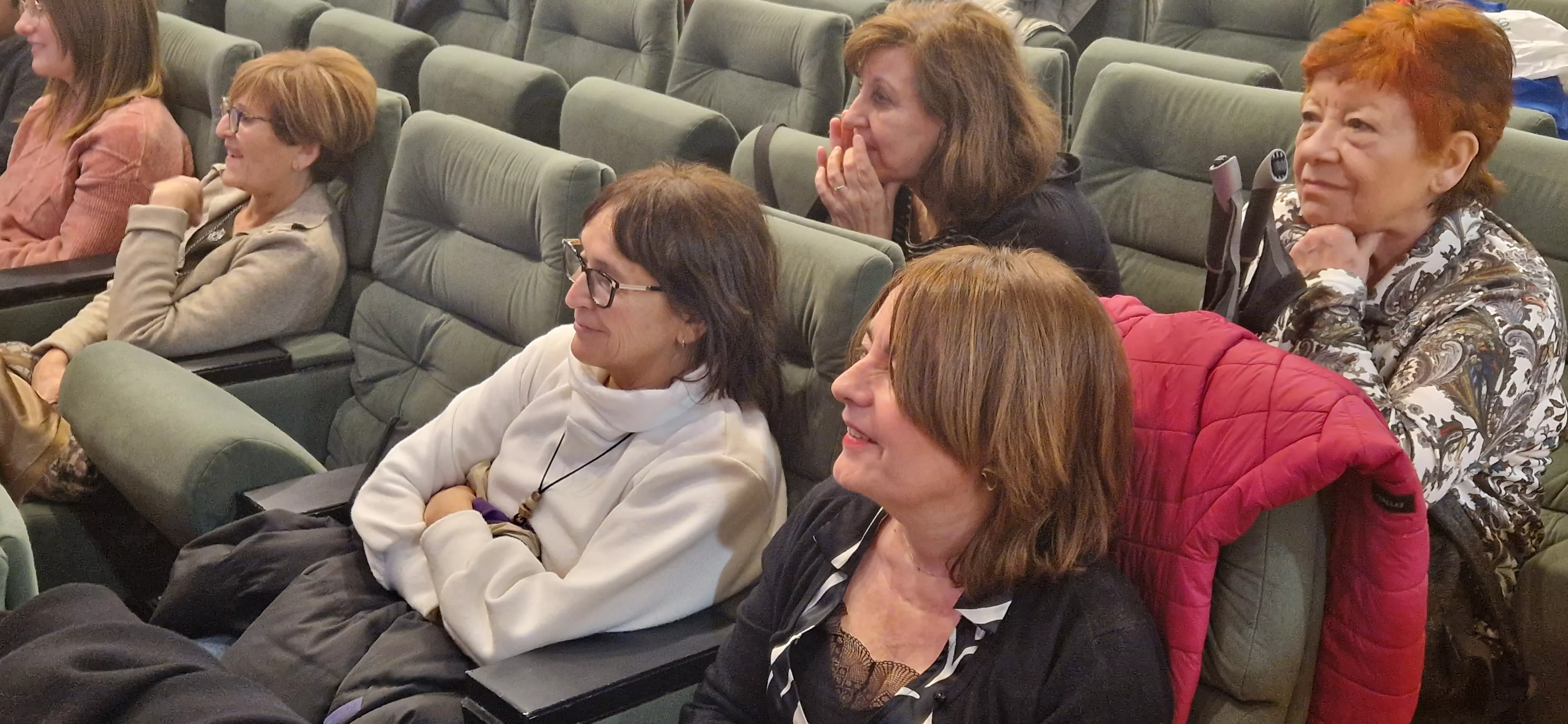 Conferencia de Jesús Marchamalo en Huesca. Foto Myriam Martínez