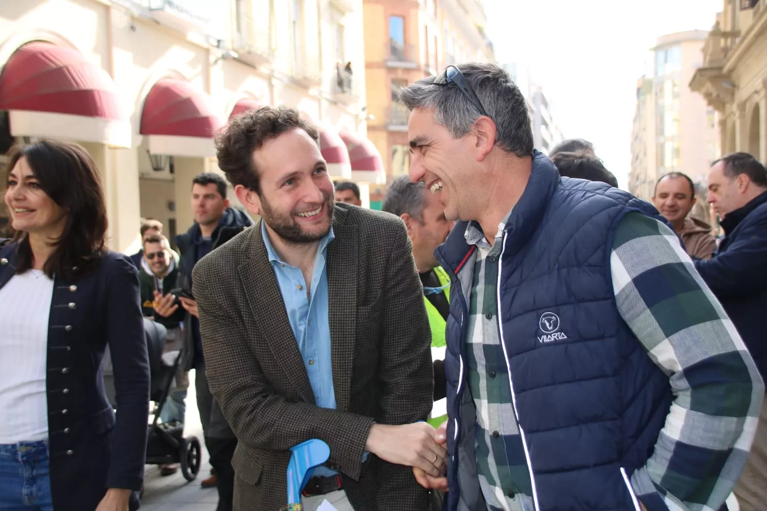 Manifestación de los agricultores por Huesca hasta la Subdelegación