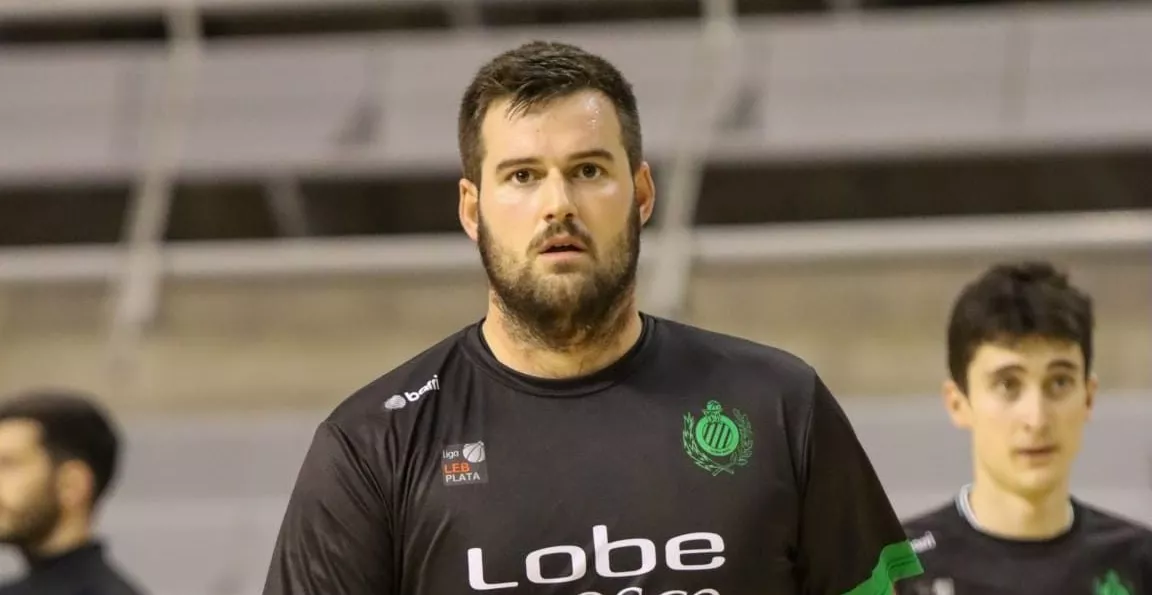 José Malo, jugador de Lobe Huesca La Magia: "El trabajo y el esfuerzo son palabras que se repiten mucho diariamente".