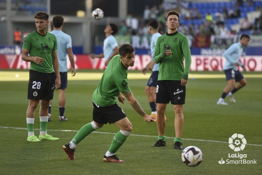 Imágenes del partido Huesca Rácing de Santander. Foto La Liga