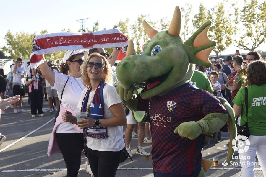 Imágenes del partido Huesca Rácing de Santander. Foto La Liga 