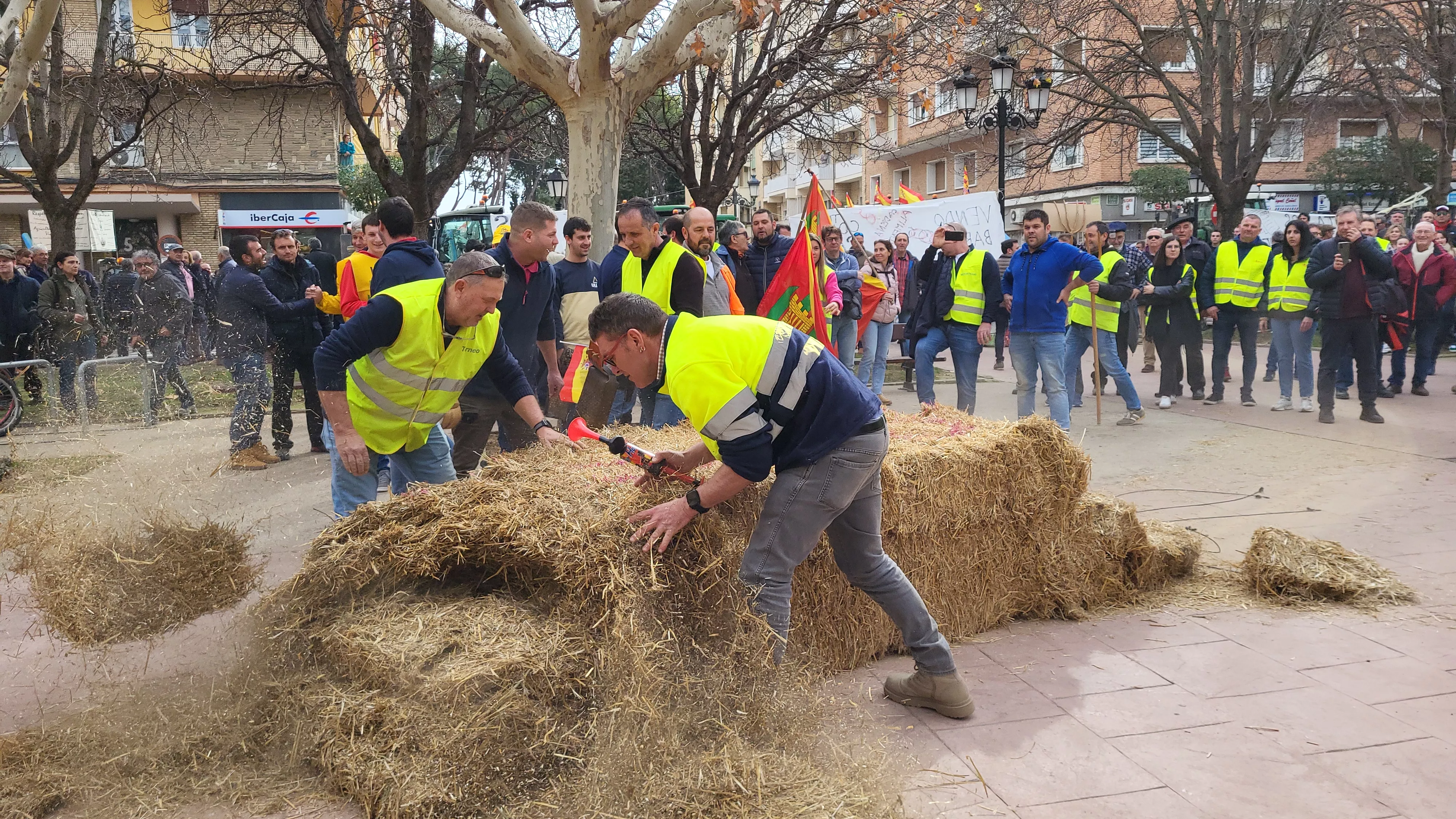 Tractorada y concentración en Huesca. Foto Mercedes Manterola