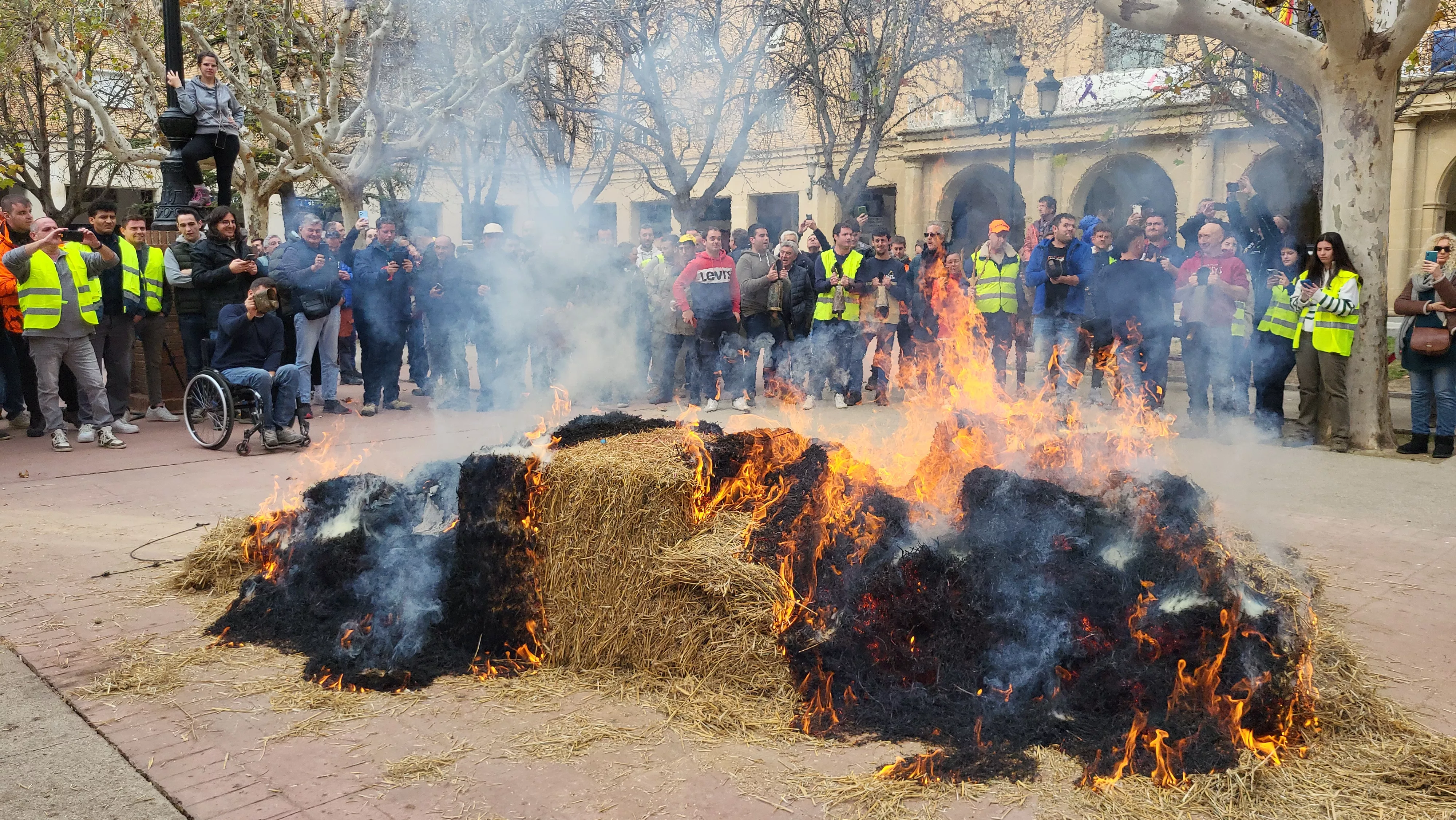 Tractorada y concentración en Huesca. Foto Mercedes Manterola