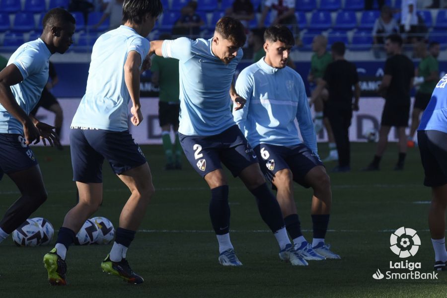 Imágenes del partido Huesca Rácing de Santander. Foto La Liga 