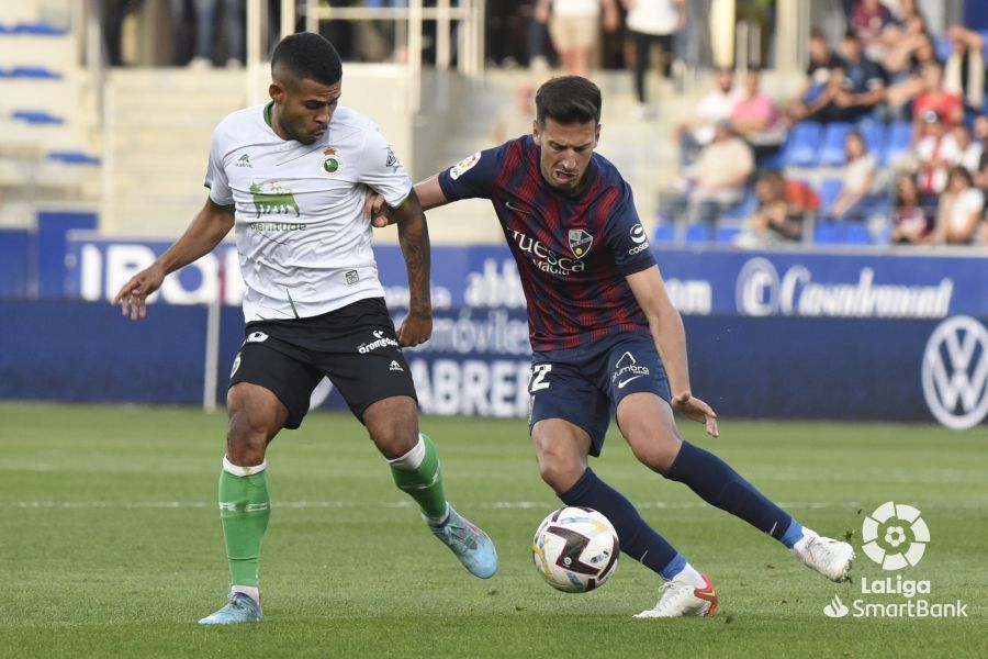 Imágenes del partido Huesca Rácing de Santander. Foto La Liga  