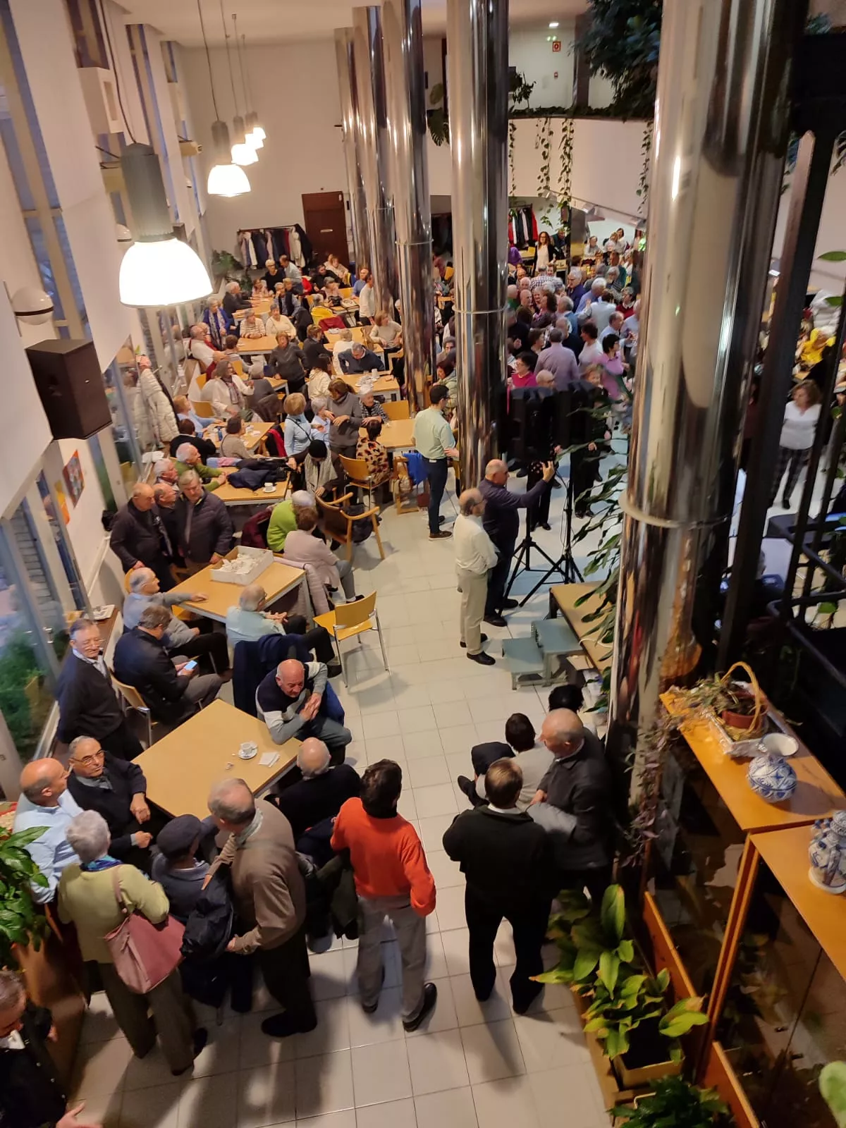 Celebración de Santa Águeda en el Hogar de las Personas Mayores