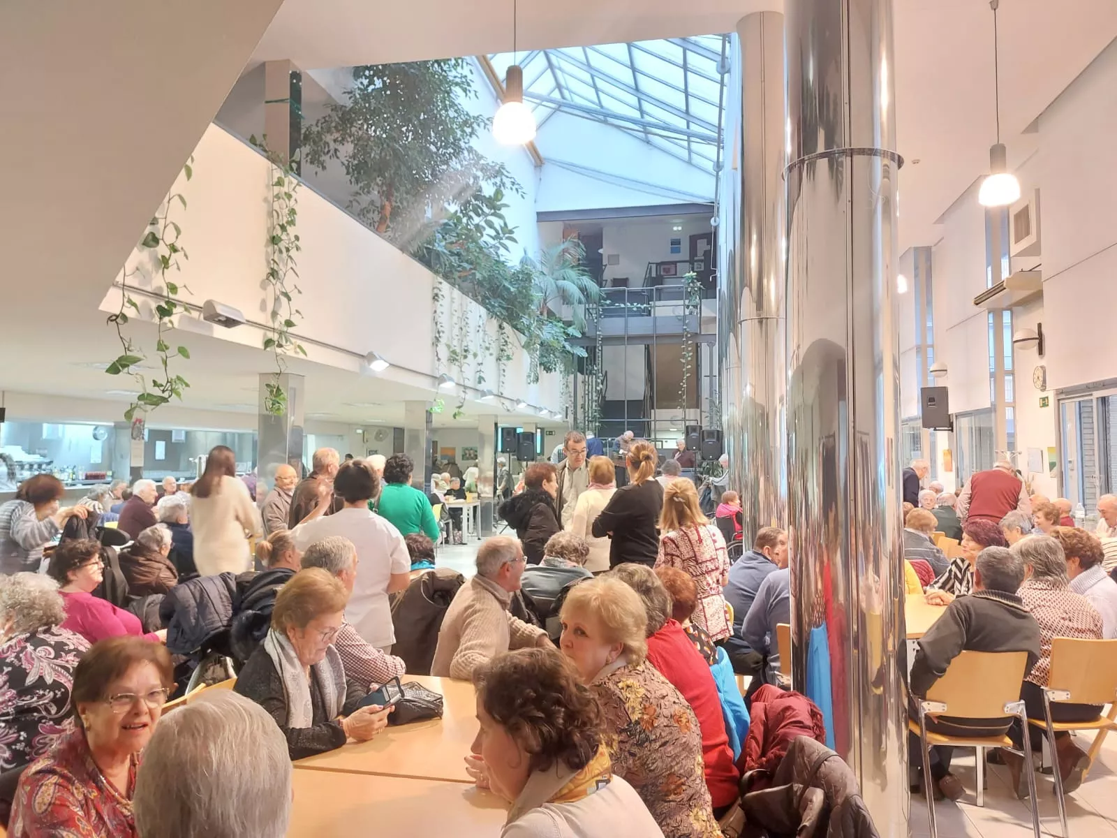 Celebración de Santa Águeda en el Hogar de las Personas Mayores