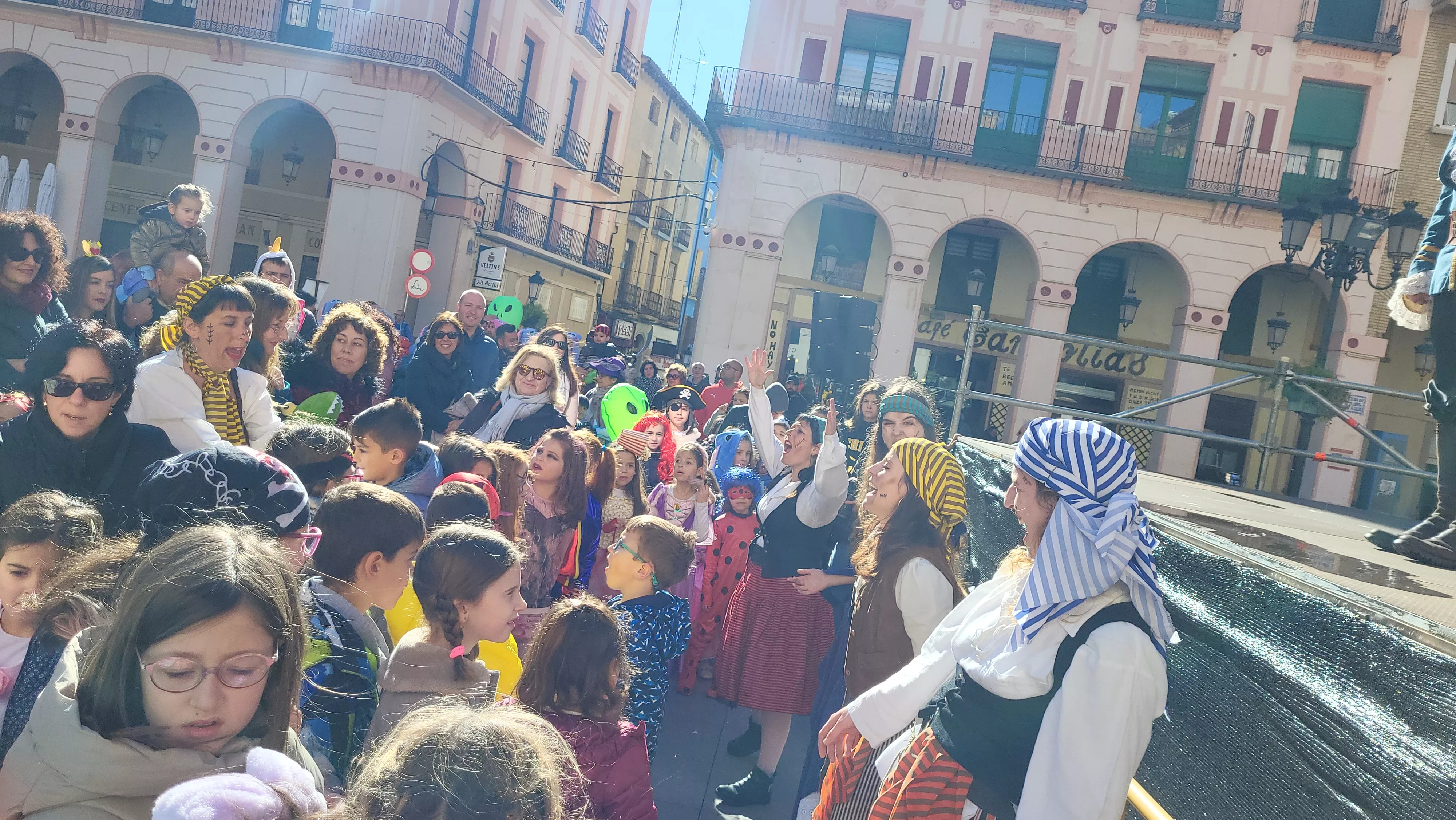  Fiesta Infantil de Carnaval con Viridiana en Huesca. Foto Mercedes Manterola