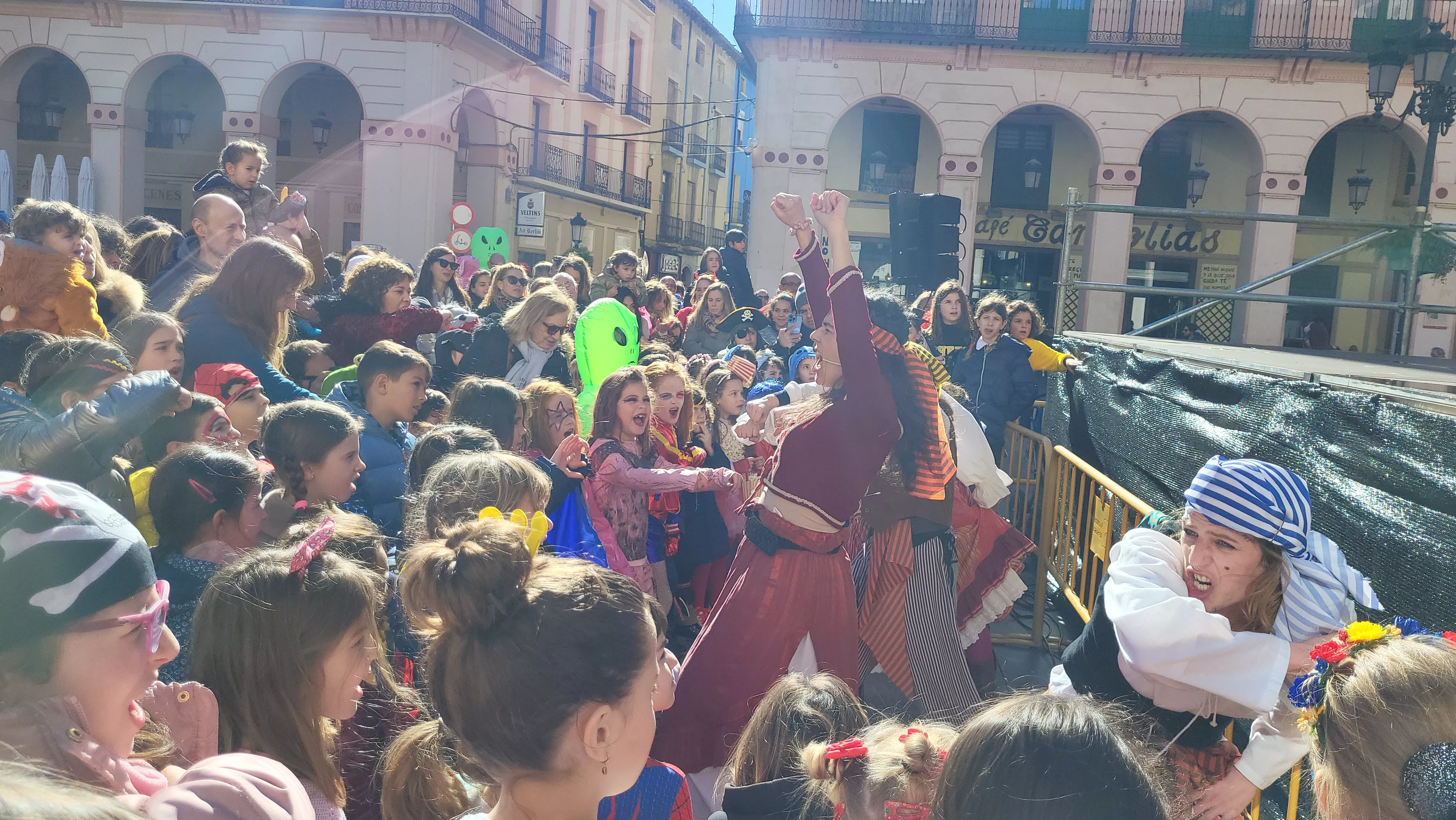  Fiesta Infantil de Carnaval con Viridiana en Huesca. Foto Mercedes Manterola
