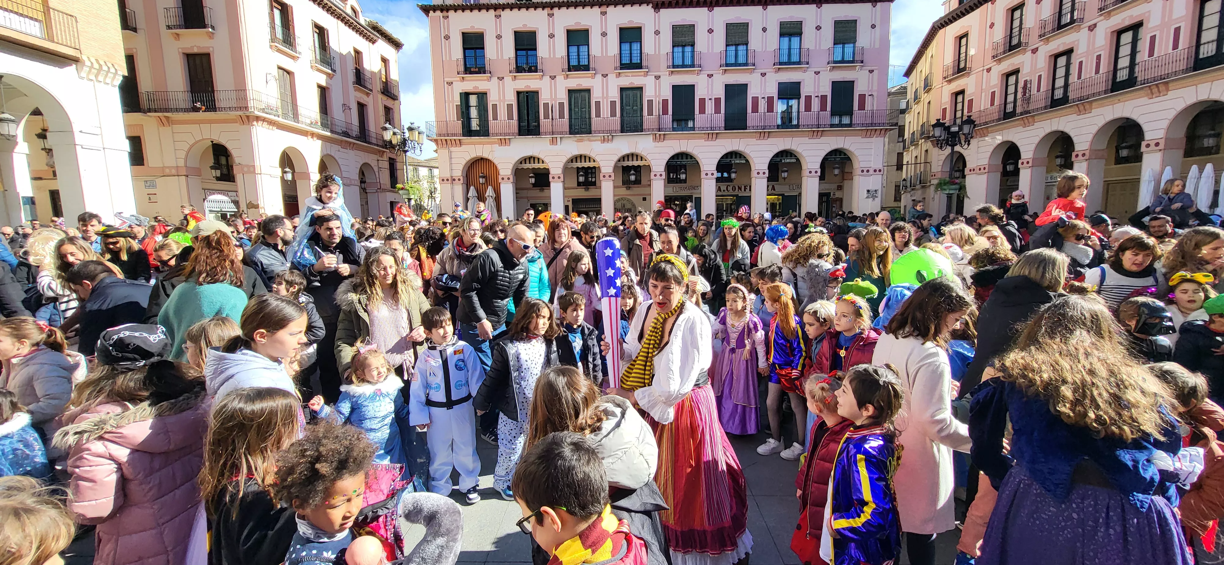  Fiesta Infantil de Carnaval con Viridiana en Huesca. Foto Mercedes Manterola