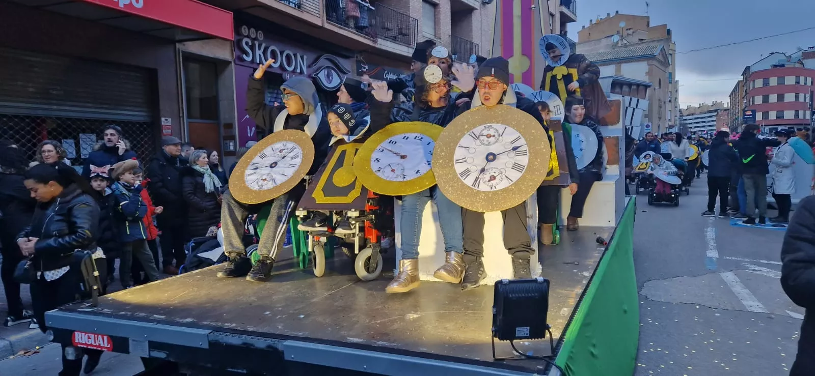 Cabalgata de Carnaval en Huesca. Myriam Martínez