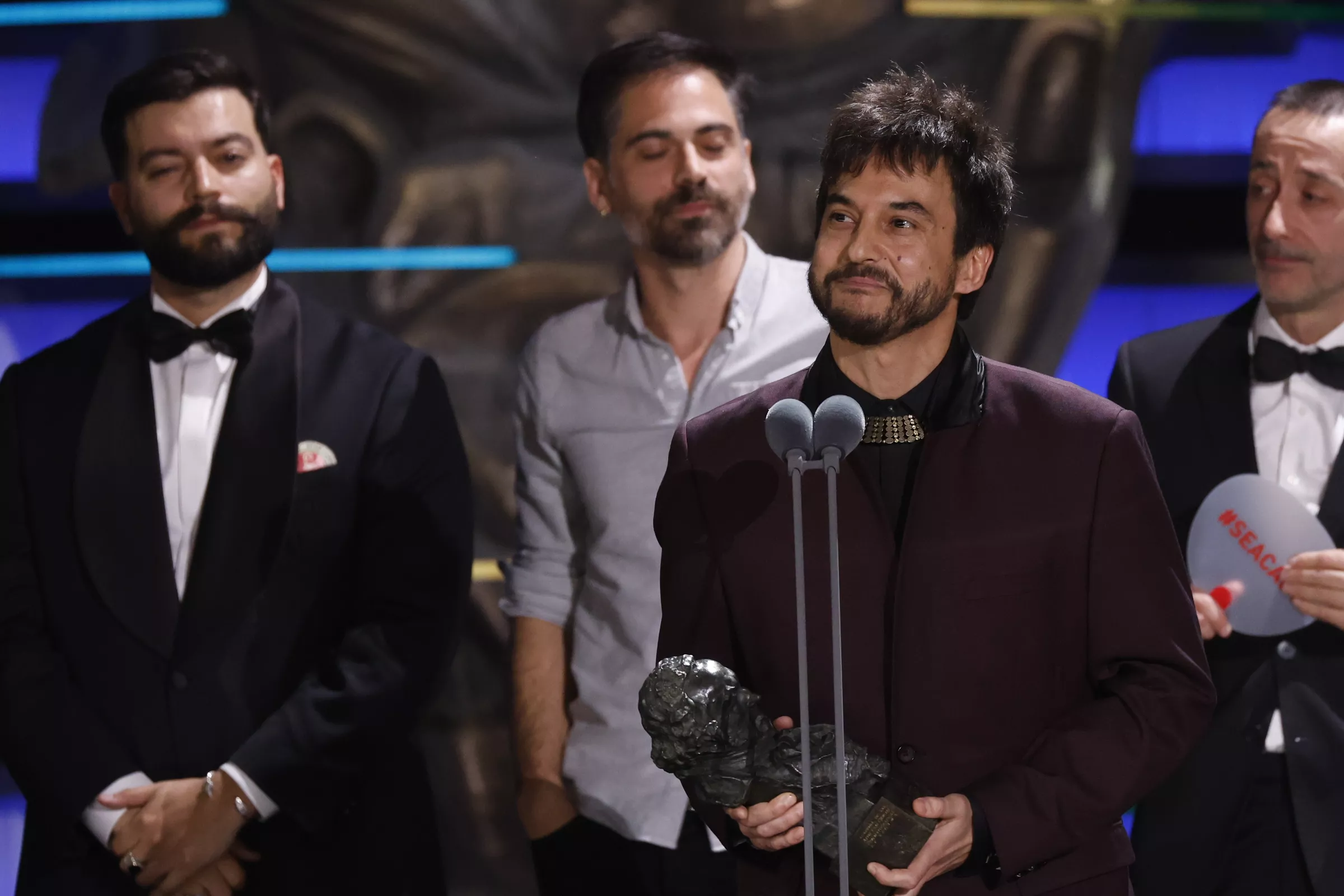 "Aunque es de noche" sube al escenario a recoger la estatuilla a Mejor Cortometraje de Ficción