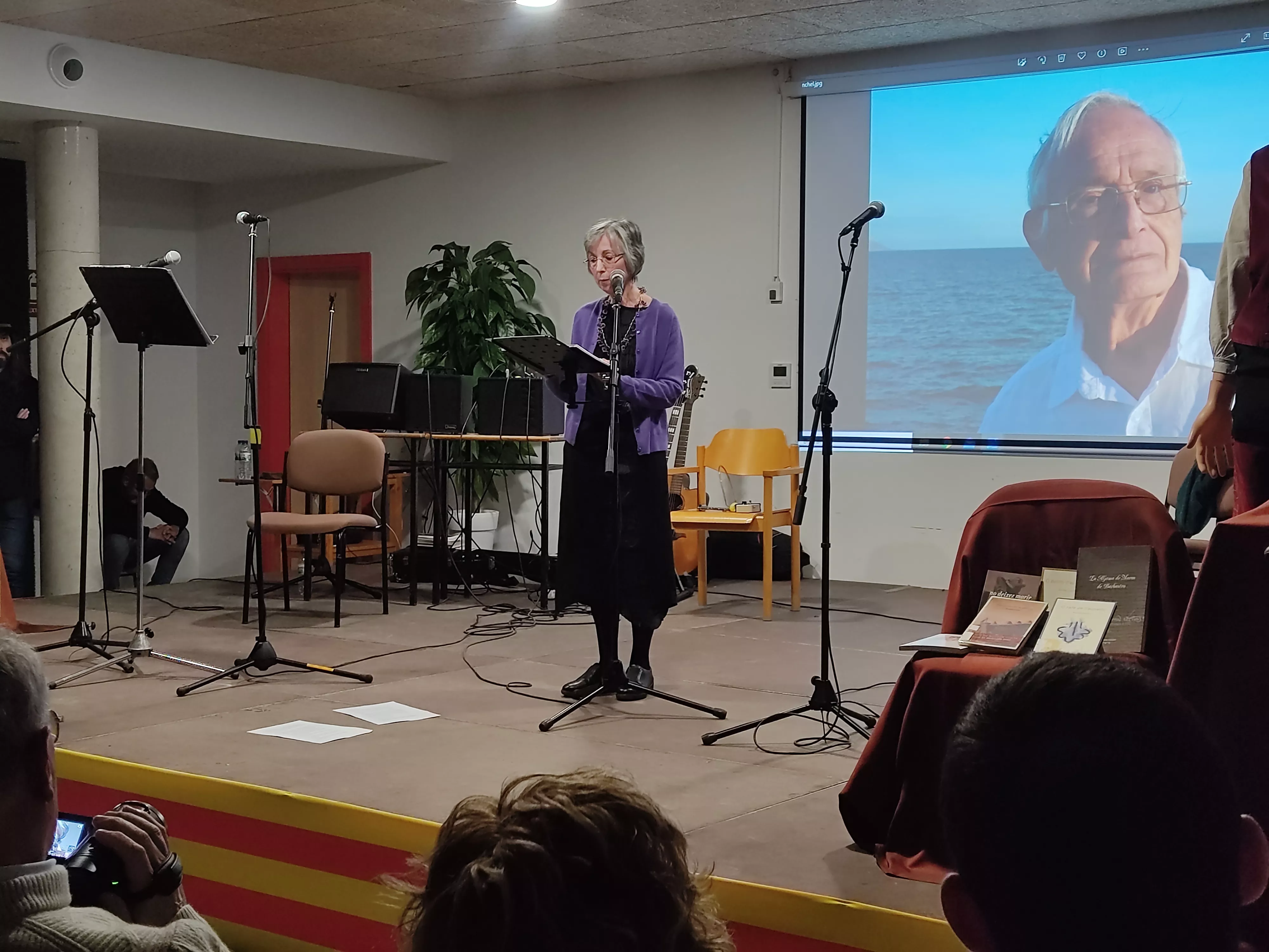 Cruz Barrio, bibliotecaria del Centro Aragonés de Barcelona