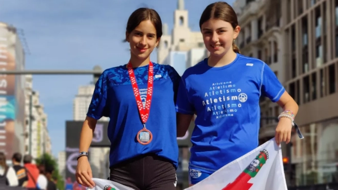 Las barbastrenses Clara Lacoma y Natalia Lleida Las barbastrenses Clara Lacoma y Natalia Lleida