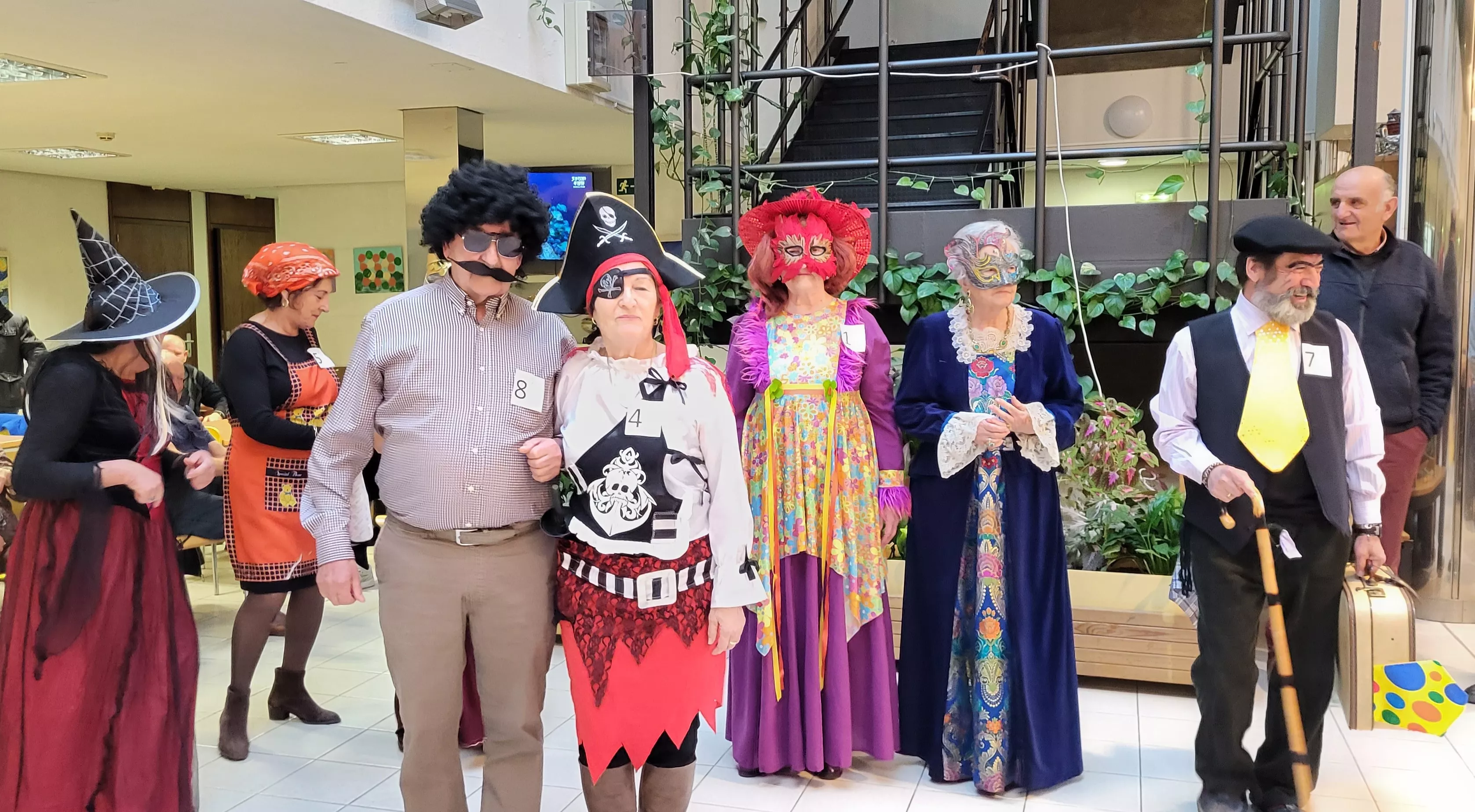 Celebración del Carnaval en el Hogar de Personas Mayores de Huesca. Foto Mercedes Manterola