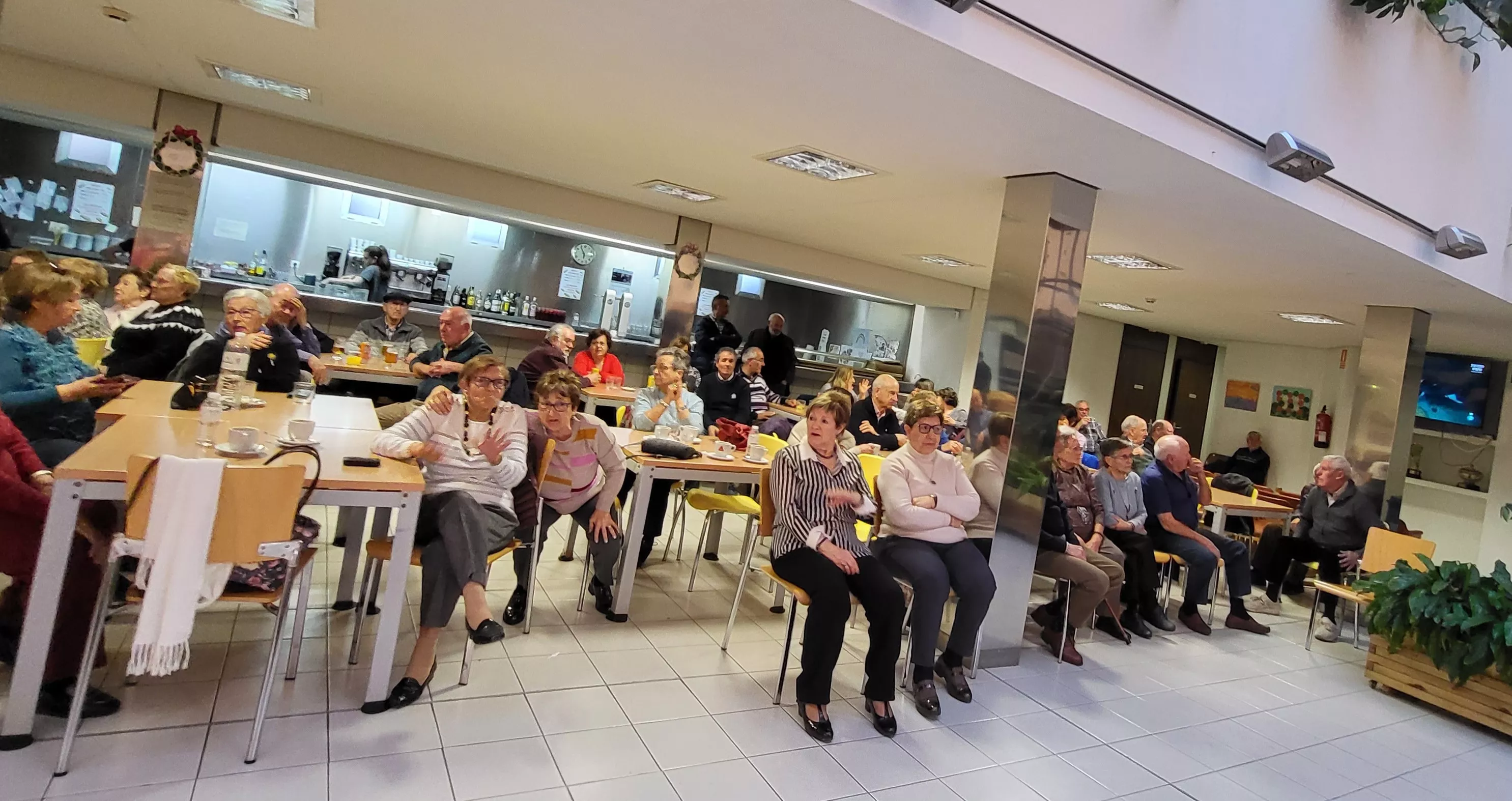 Celebración del Carnaval en el Hogar de Personas Mayores de Huesca. Foto Mercedes Manterola