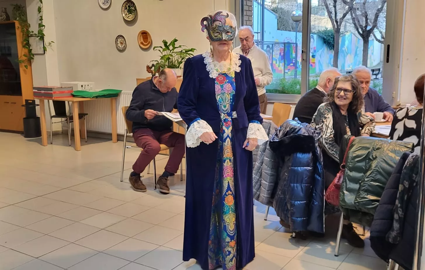 Celebración del Carnaval en el Hogar de Personas Mayores de Huesca. Foto Mercedes Manterola