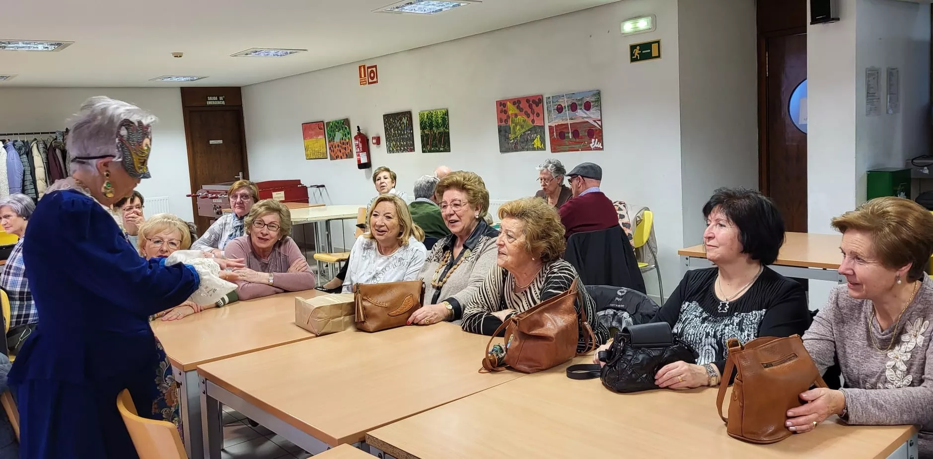 Celebración del Carnaval en el Hogar de Personas Mayores de Huesca. Foto Mercedes Manterola