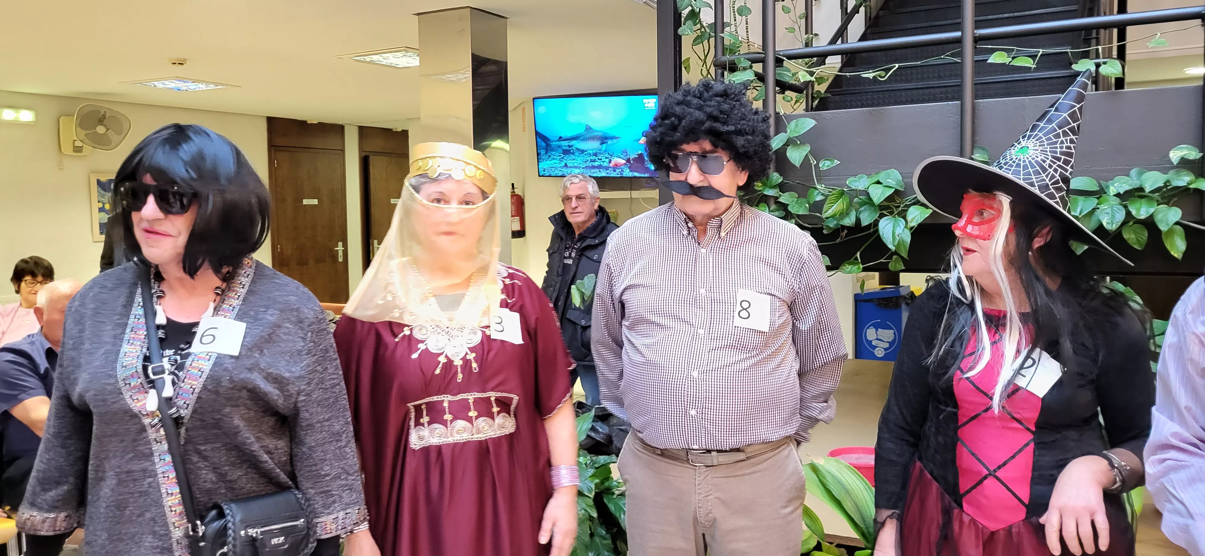 Celebración del Carnaval en el Hogar de Personas Mayores de Huesca. Foto Mercedes Manterola