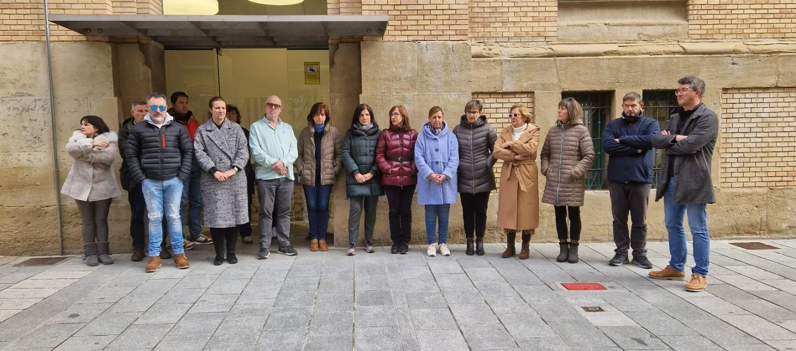 Minuto de silencio en la Comarca de La Hoya de Huesca