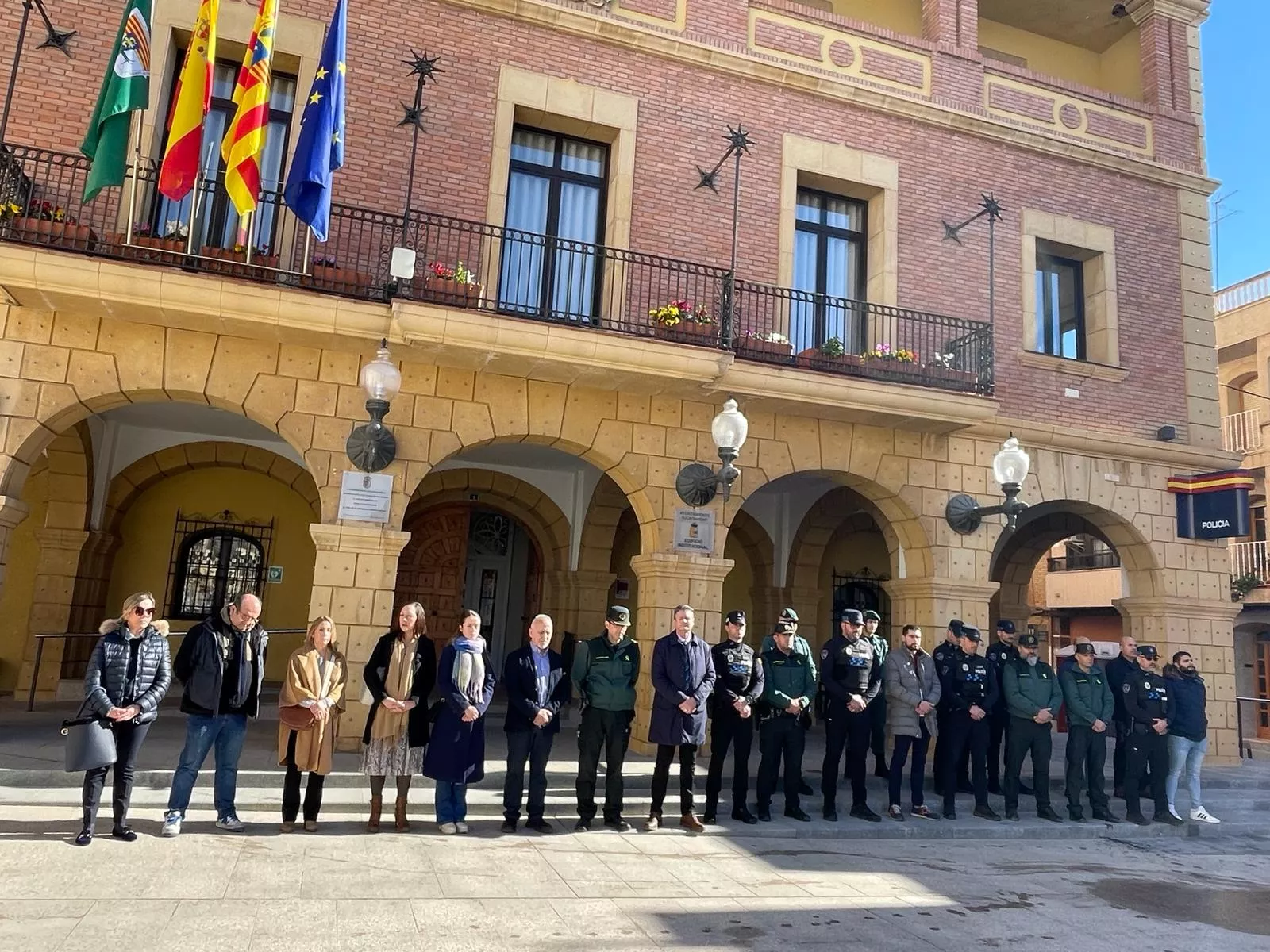 Minuto de silencio en Fraga