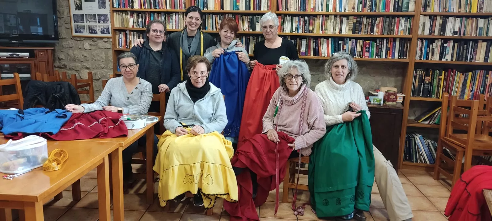 Taller de sayas tradicionales en Agüero