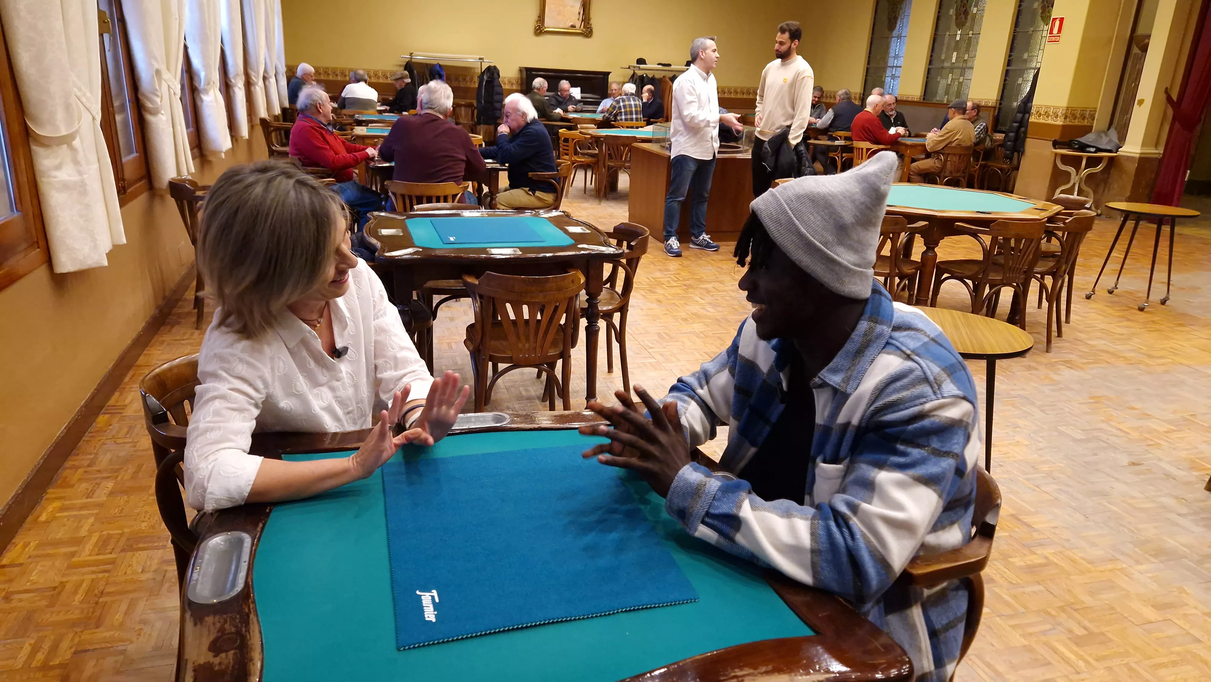 Campaña ¡Huesca, sí se puede! con Obeng y Martos. Foto Myriam Martínez