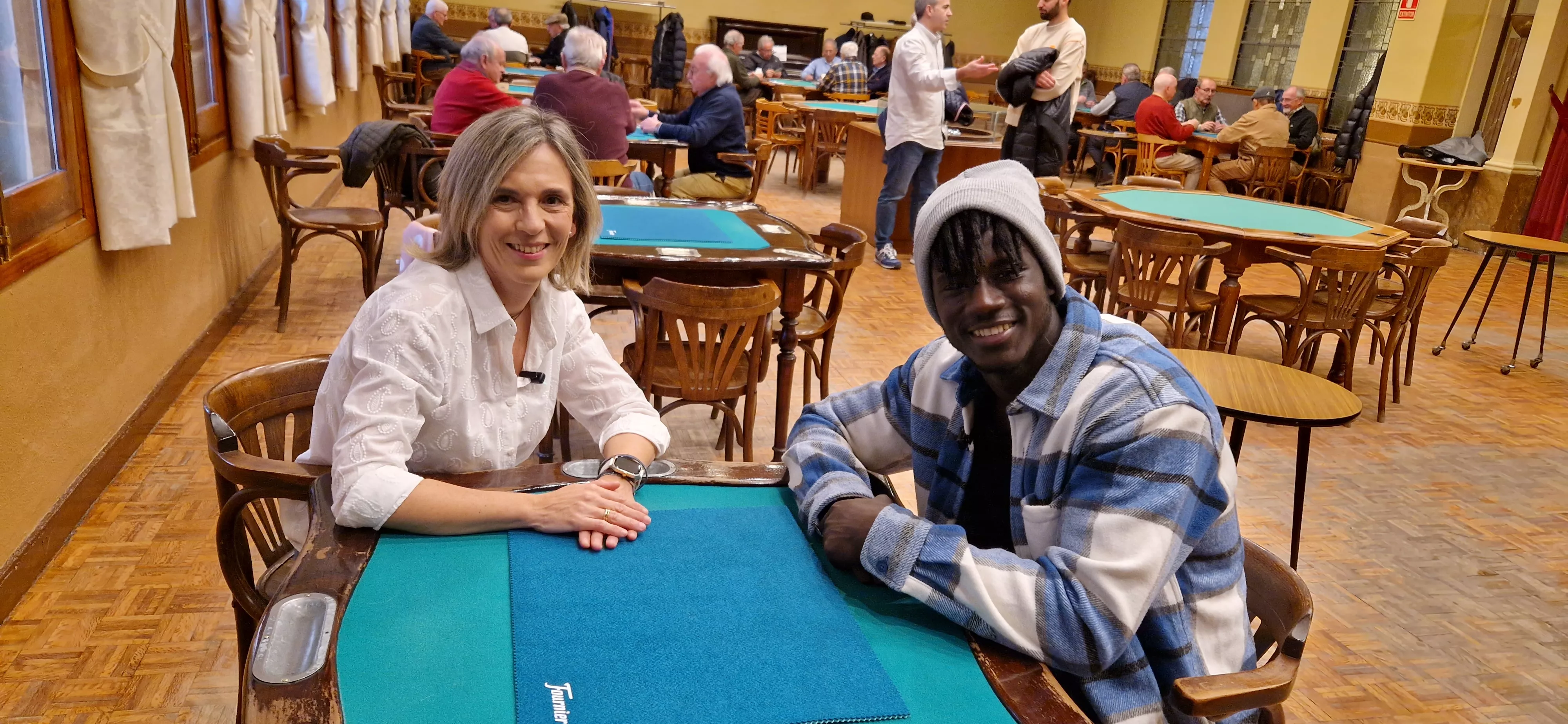 Campaña ¡Huesca, sí se puede! con Obeng y Martos. Foto Myriam Martínez