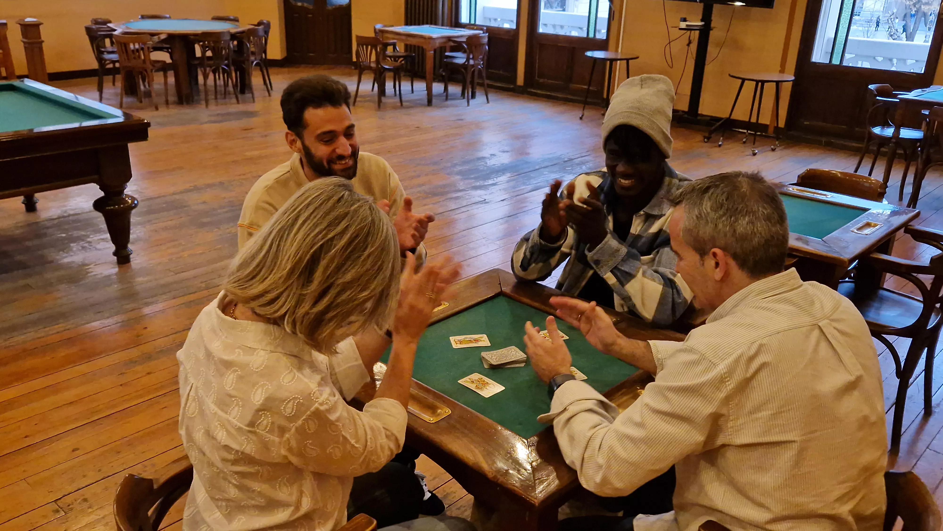 Campaña ¡Huesca, sí se puede! con Obeng y Martos. Foto Myriam Martínez