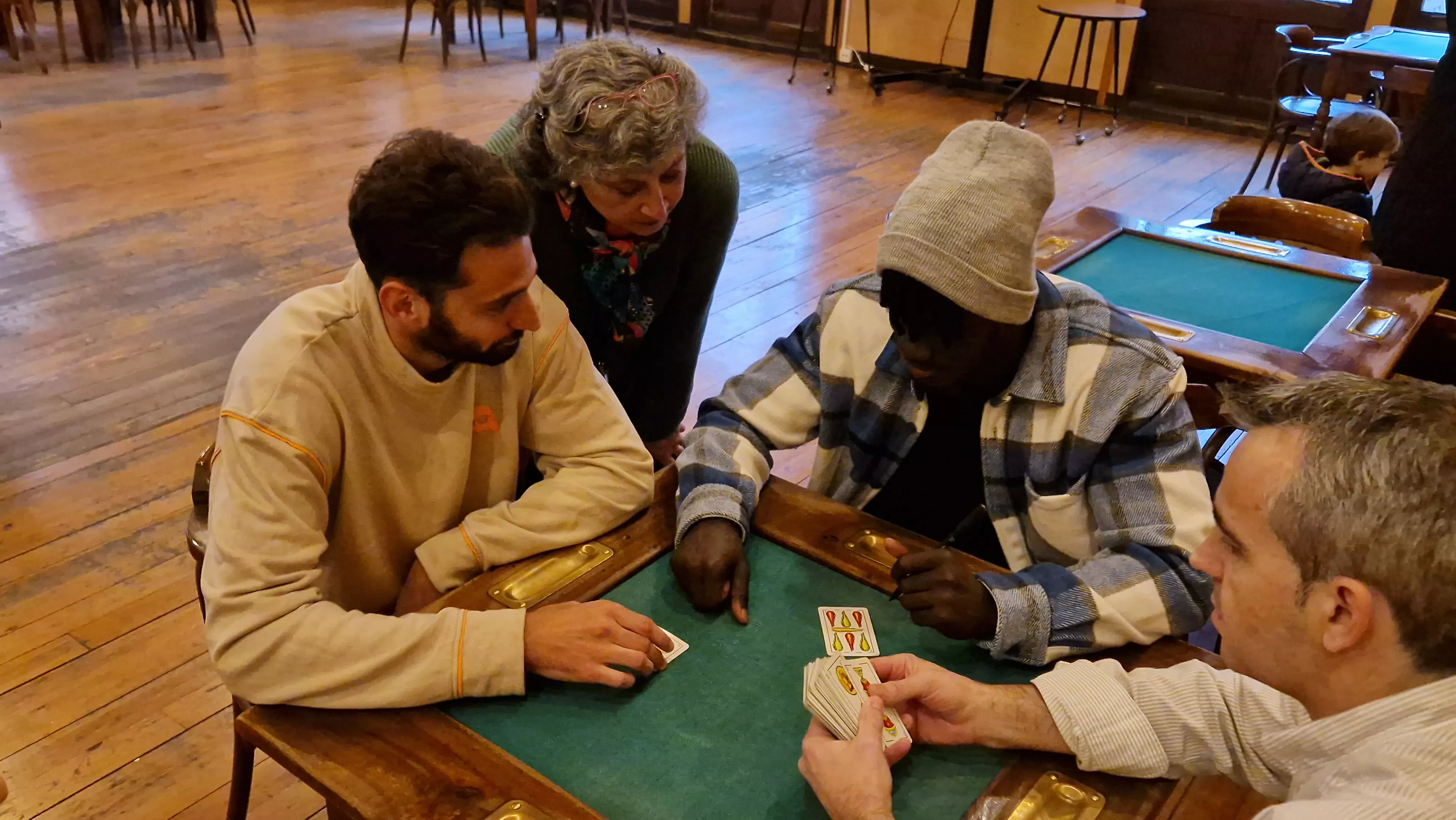 Campaña ¡Huesca, sí se puede! con Obeng y Martos. Foto Myriam Martínez
