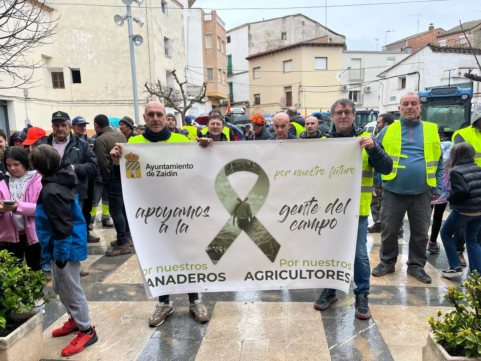 Concentración de tractores en Zaidín