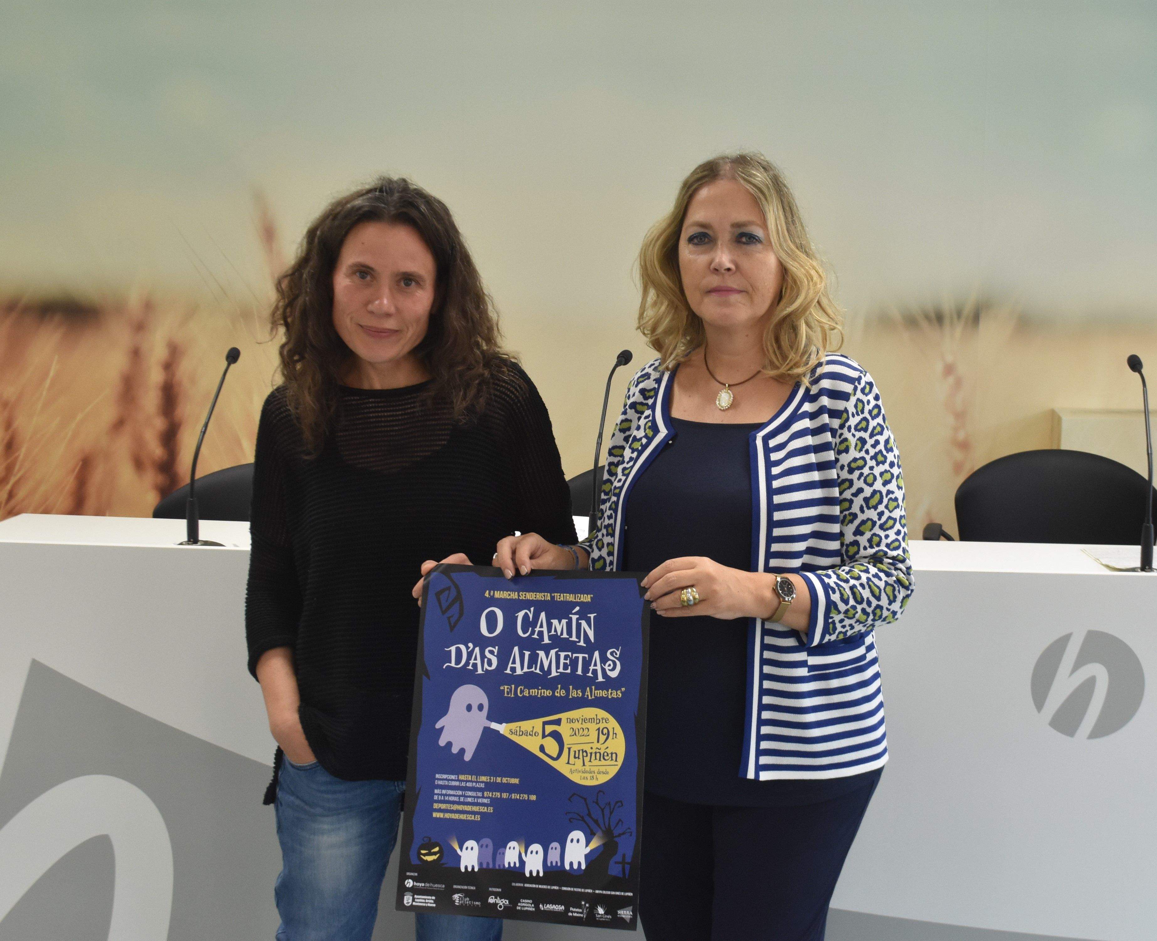 Idoya Álvarez, alcaldesa de Lupiñén, y Beatriz Calvo, consejera de Cultura y Deportes de la Comarca Hoya de Huesca.