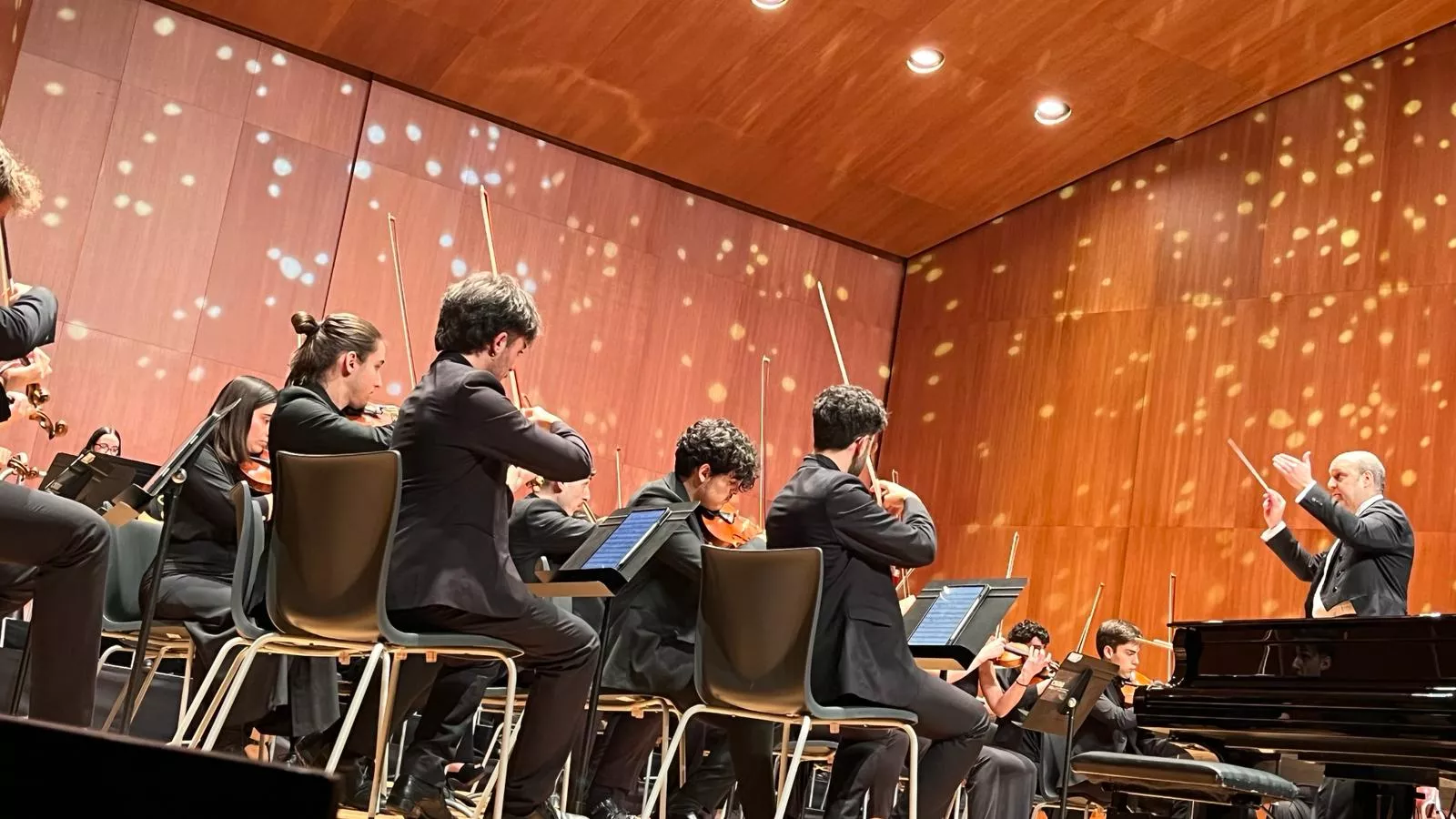 Orquesta Sinfónica del Conservatorio Superior de Música de Aragón, dirigida por Borja Quintas. Foto Mercedes Manterola