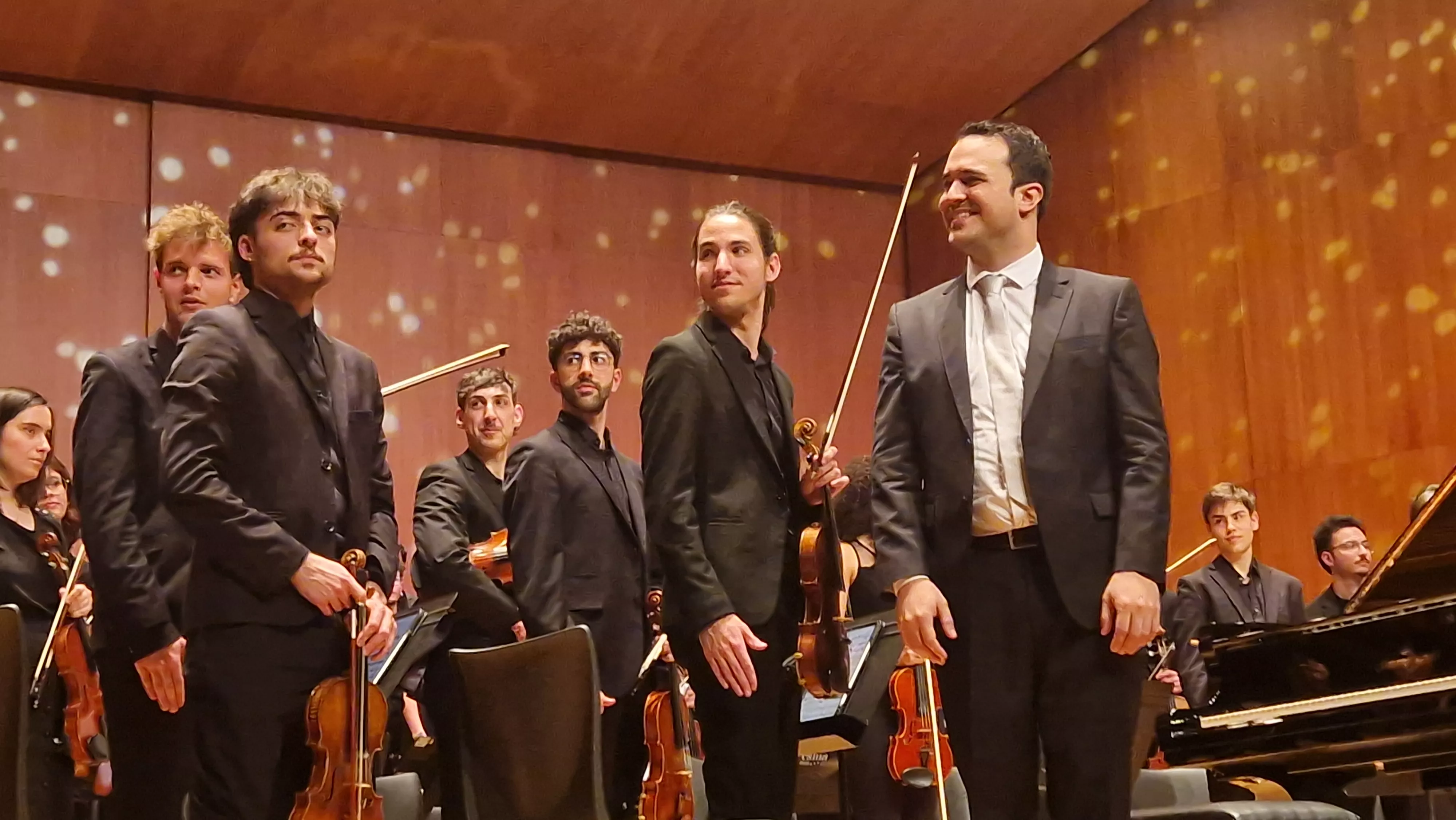 Concierto de Alberto Menjón y la Orquesta Sinfónica del Conservatorio Superior de Música de Aragón en Huesca. Foto Myriam Martínez
