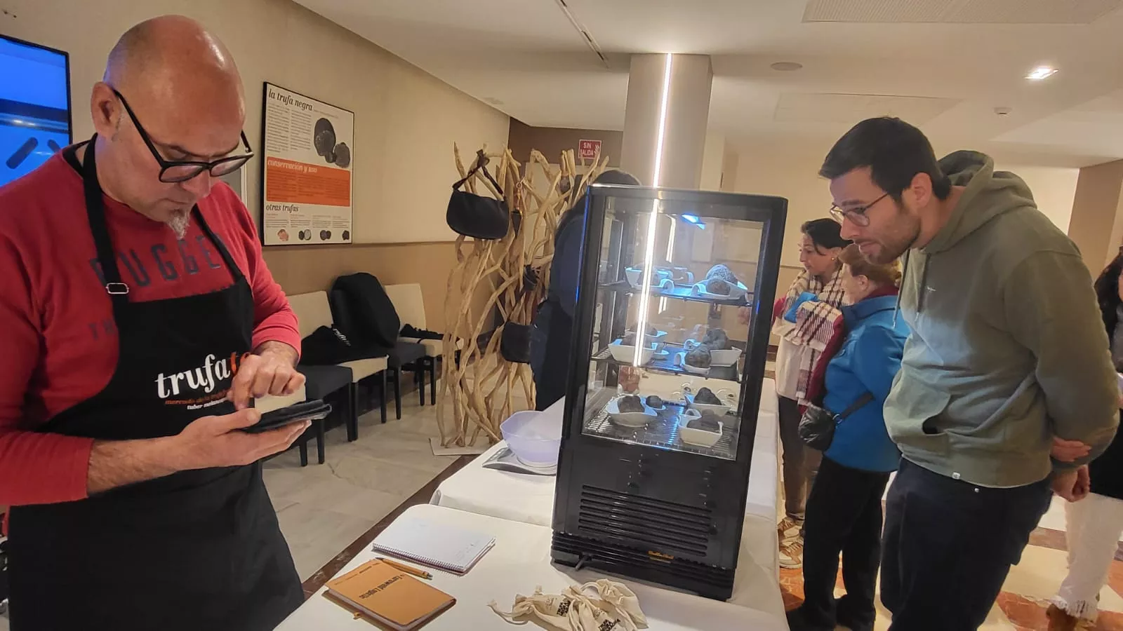 Mercado de la Trufa en Huesca el domingo