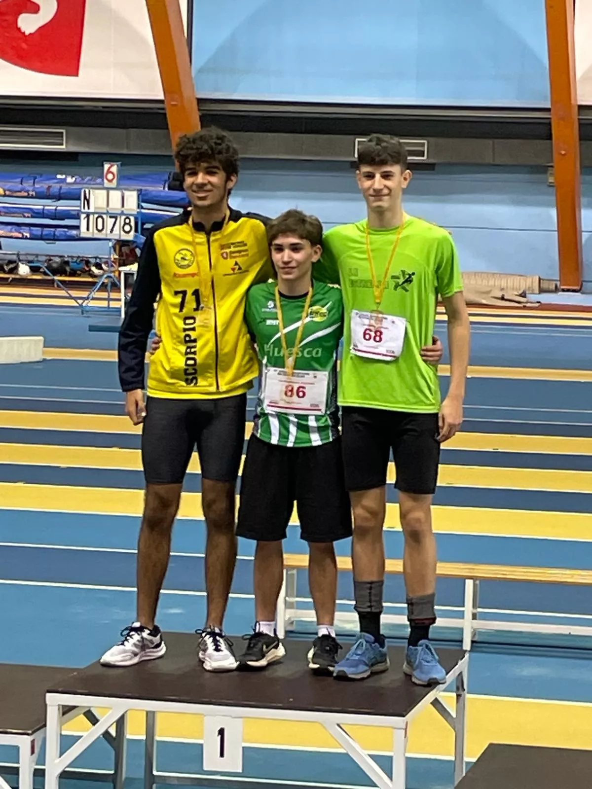 Podio longitud, oro Valero Franco