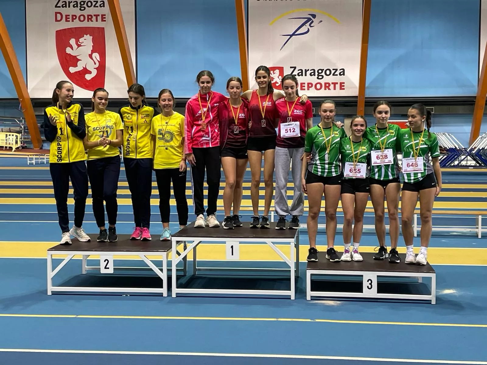 Podio relevo femenino Intec Zoiti bronce
