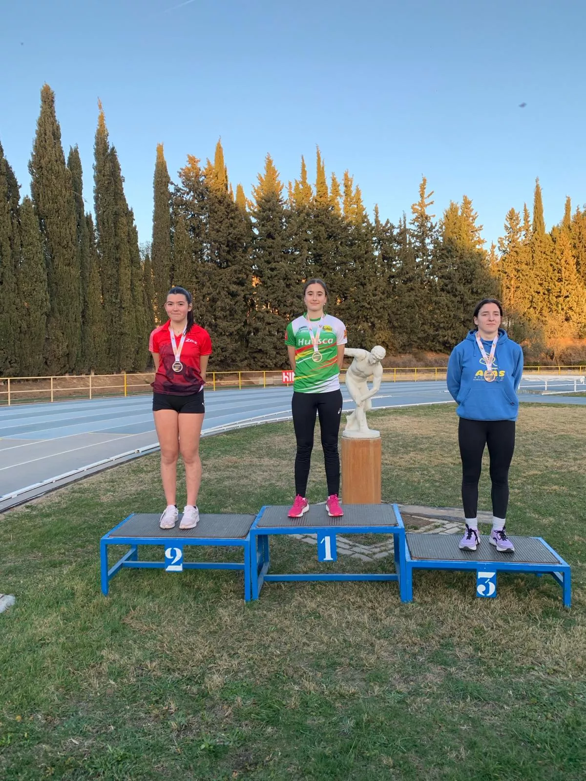 María Laguarta, oro Sub 18 y récord de Aragón en jabalina