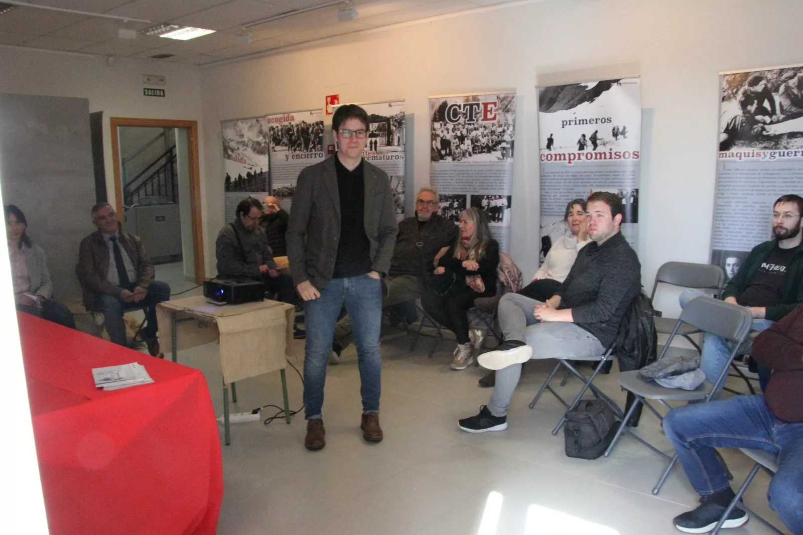 Actividad con Diego Gaspar Celaya en el Centro de Interpretación de Robres. Foto Carlos Neofato