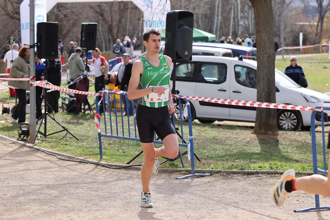 Luis Pastor lidera la general de la Copa Aragón de cross. Foto: CA Olimpo
