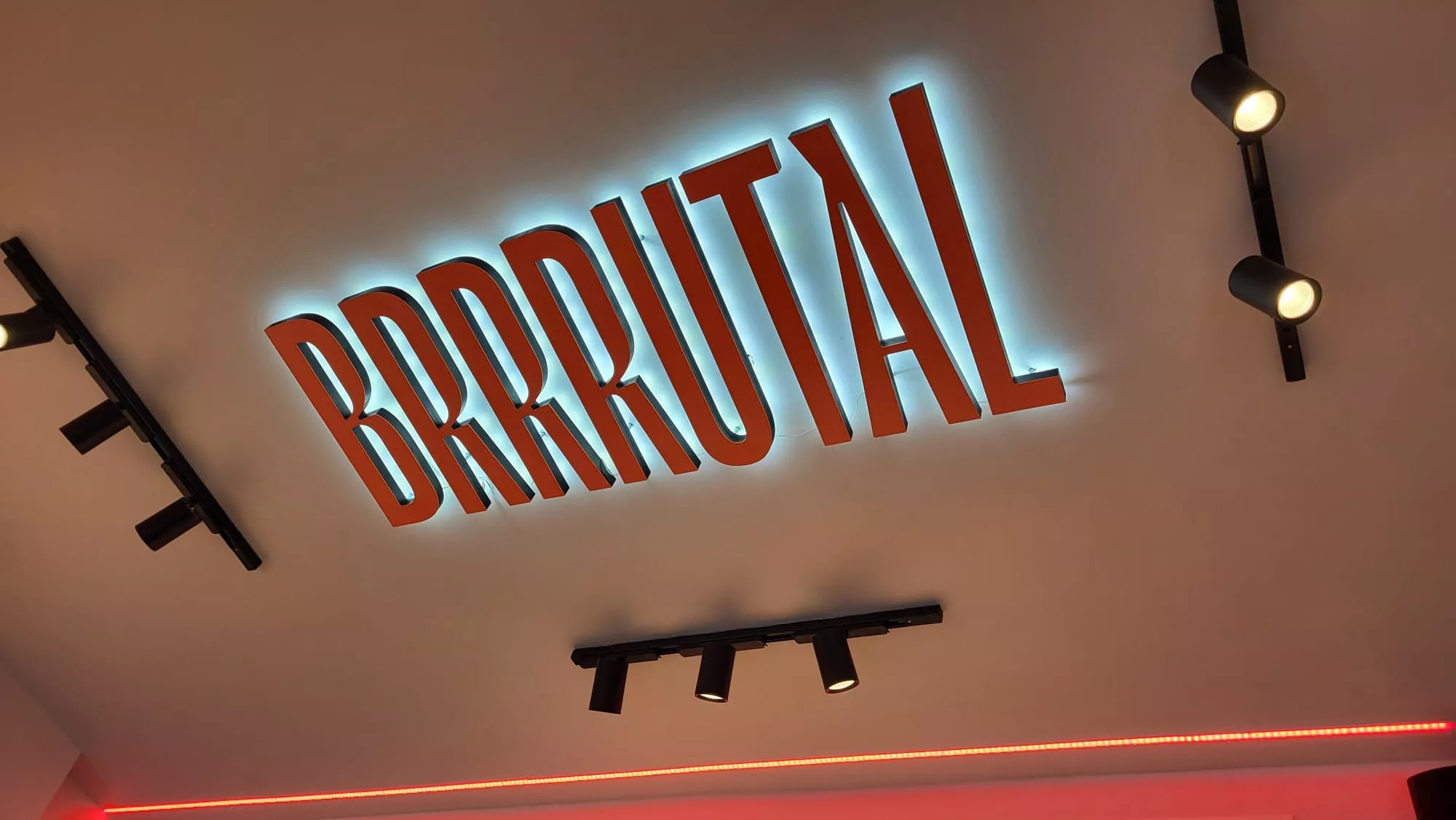 Brrutal, vermutería-milagro de pequeño tamaño en Huesca