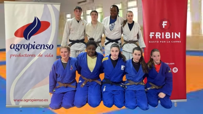 Cadetes del CJ Binéfar en Fuengirola Cadetes del CJ Binéfar en Fuengirola