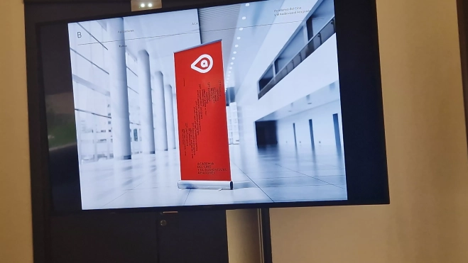 Un "roller" con la nueva imagen de la Academia del Cine y Audiovisual Aragonés. Foto Myriam Martínez Un "roller" con la nueva imagen de la Academia del Cine y Audiovisual Aragonés. Foto Myriam Martínez