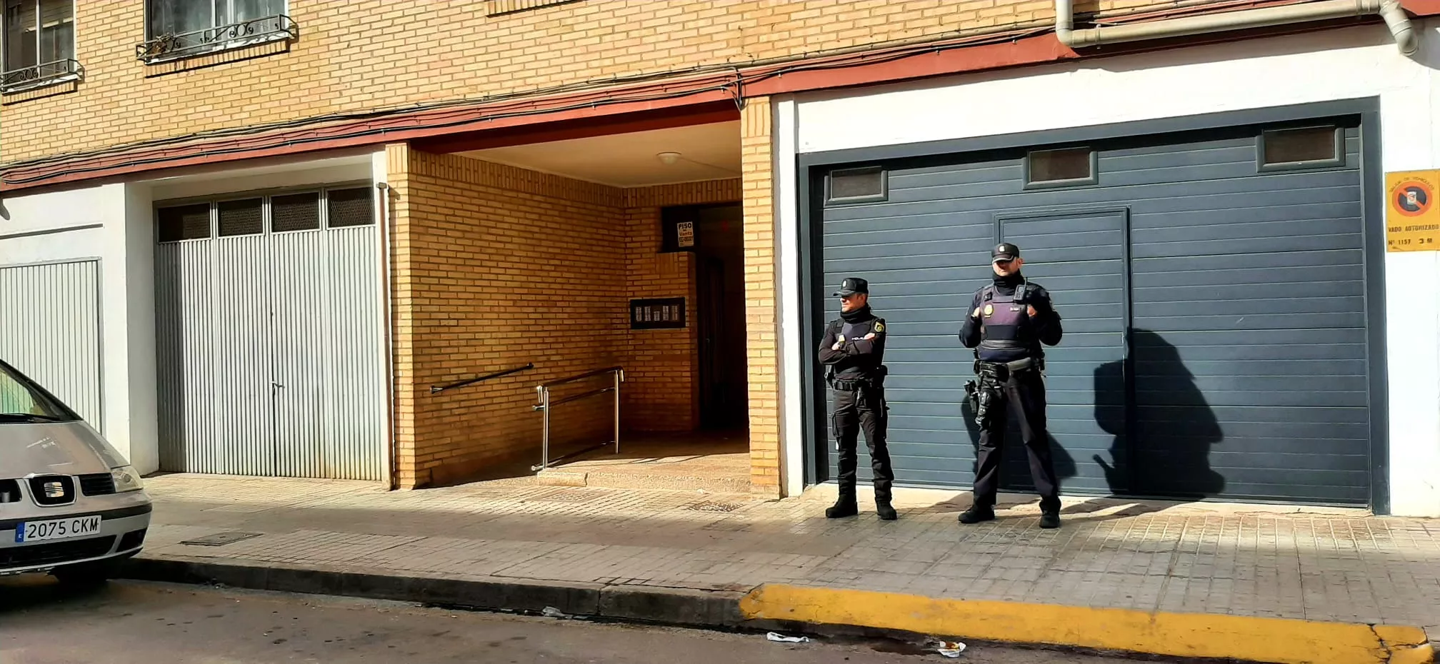 Imágenes de los dos detenidos en el dispositivo contra distribución de drogas en Huesca. Foto Myriam Martínez