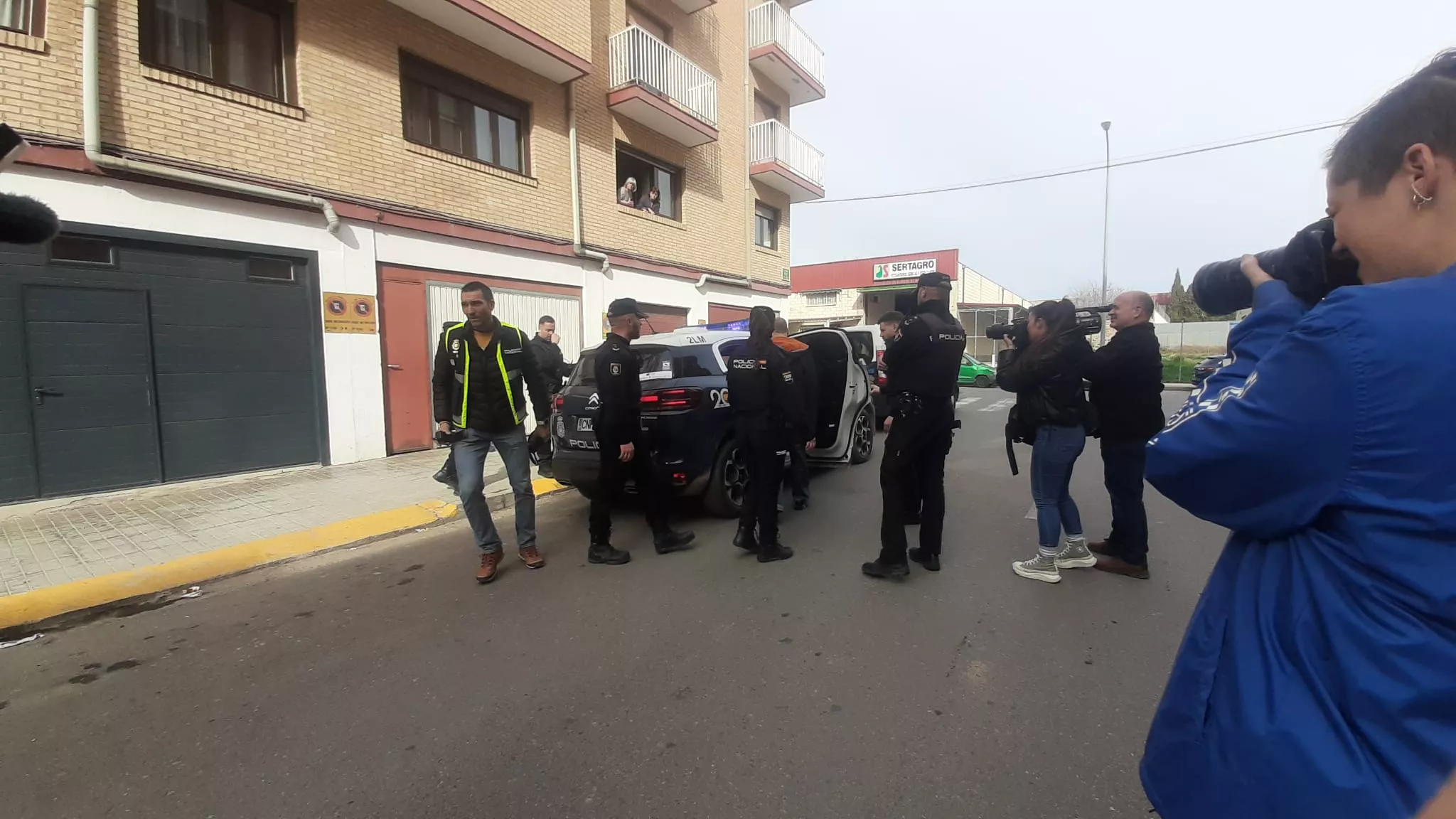 Imágenes de los dos detenidos en el dispositivo contra distribución de drogas en Huesca. Foto Myriam Martínez