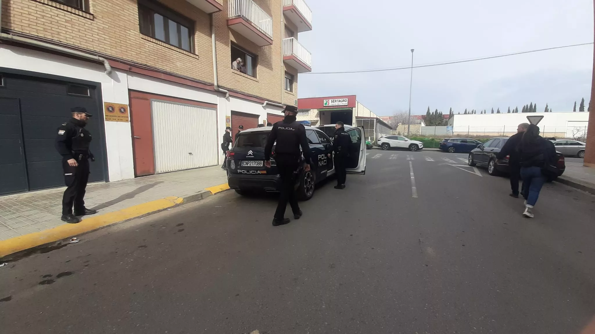 Imágenes de los dos detenidos en el dispositivo contra distribución de drogas en Huesca. Foto Myriam Martínez