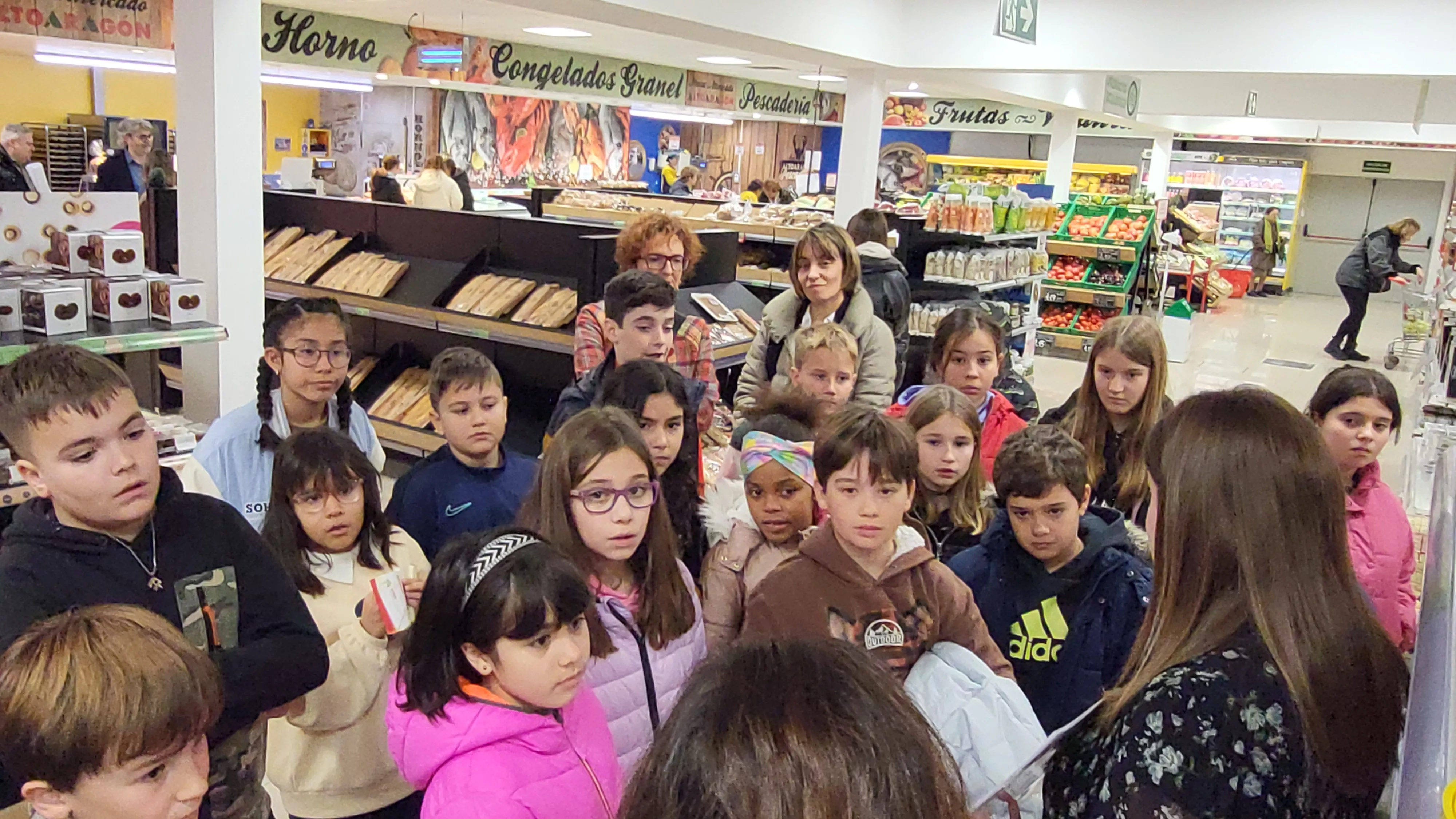 Actividad "Vamos al Súper" de Supermercados Altoaragón en Huesca. Foto Mercedes Manterola