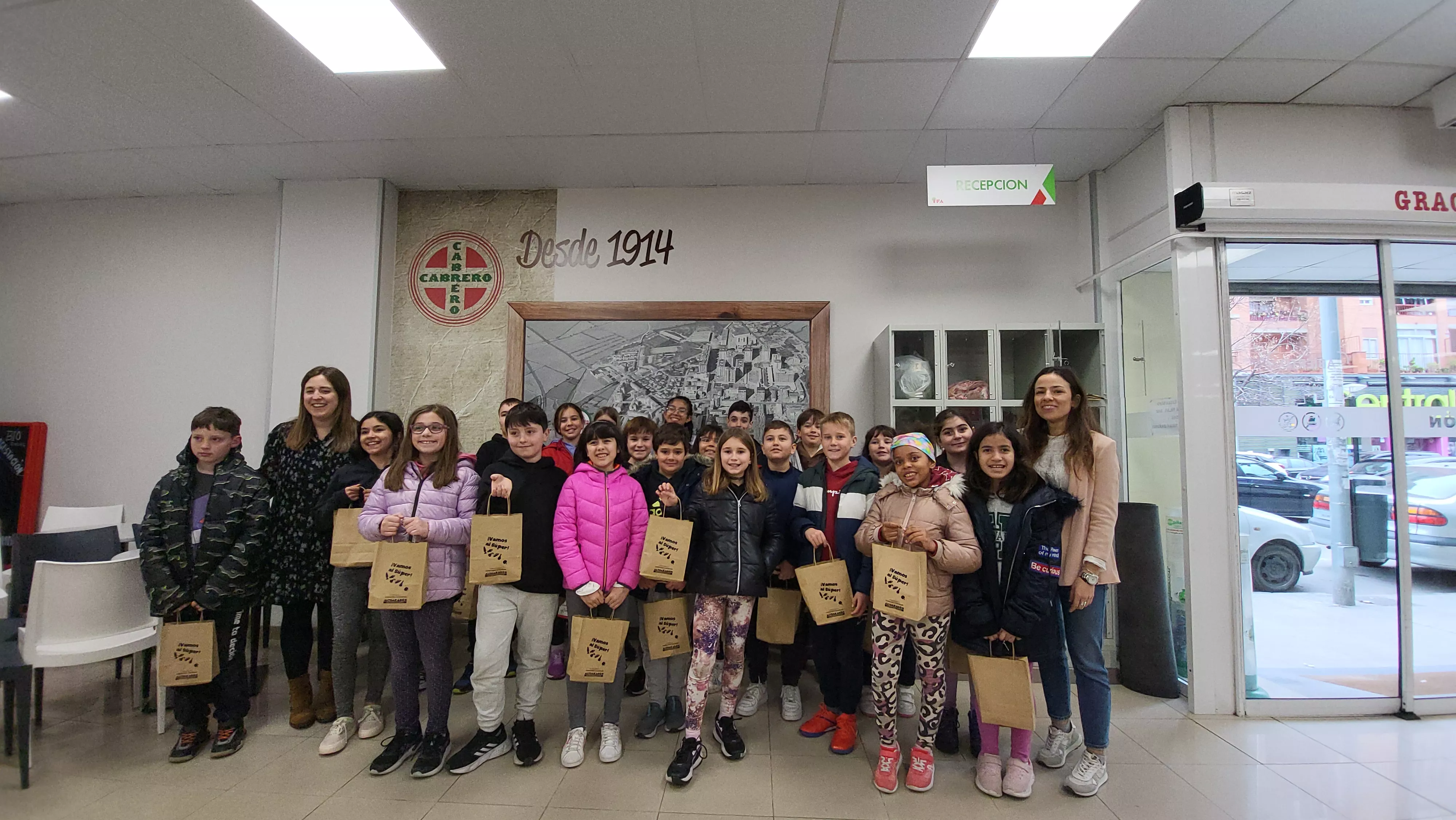 Actividad "Vamos al Súper" de Supermercados Altoaragón en Huesca. Foto Mercedes Manterola