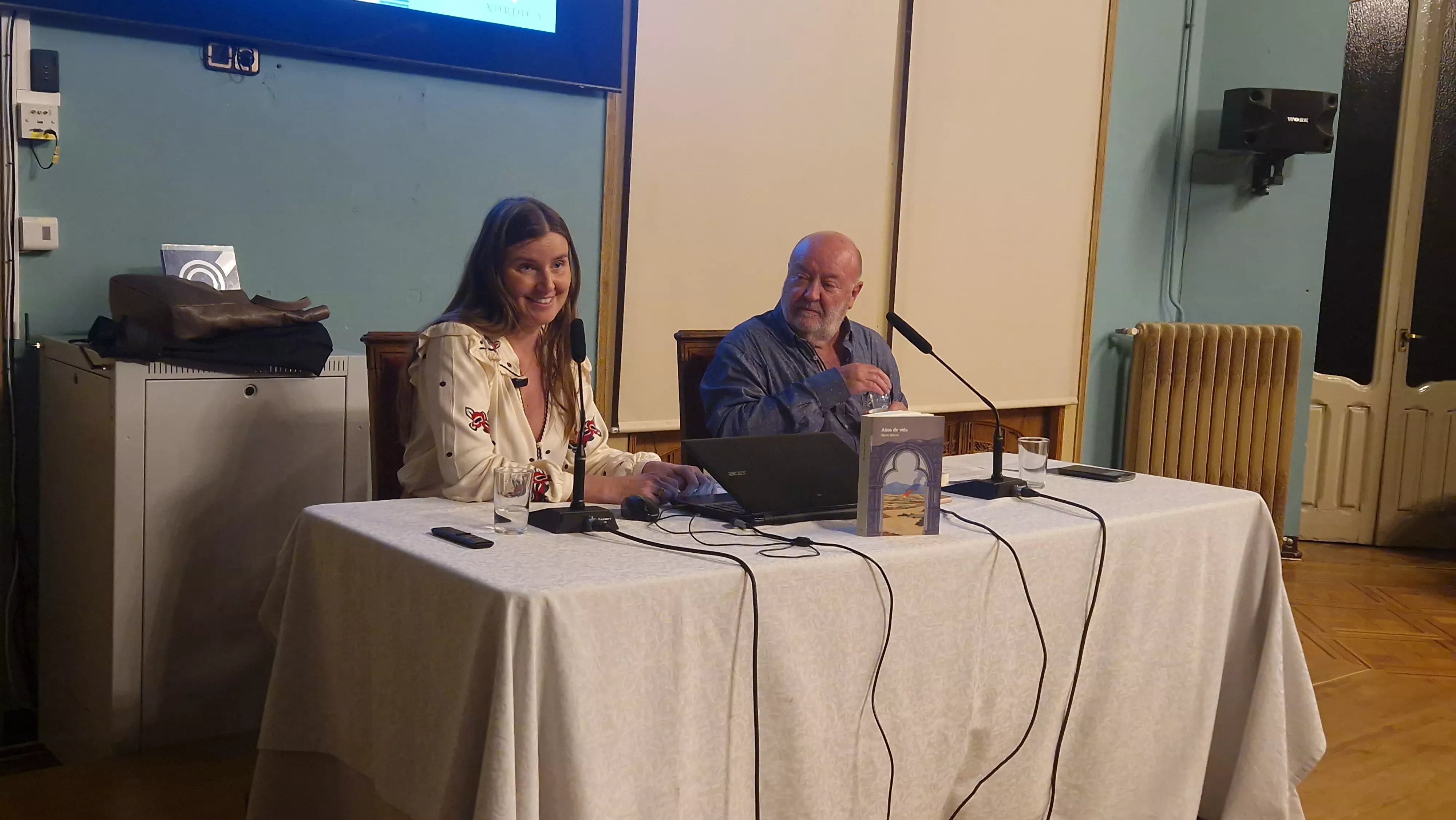 Marta Borraz presenta Años de Vida en el Casino de Huesca. Foto Myriam Martínez 